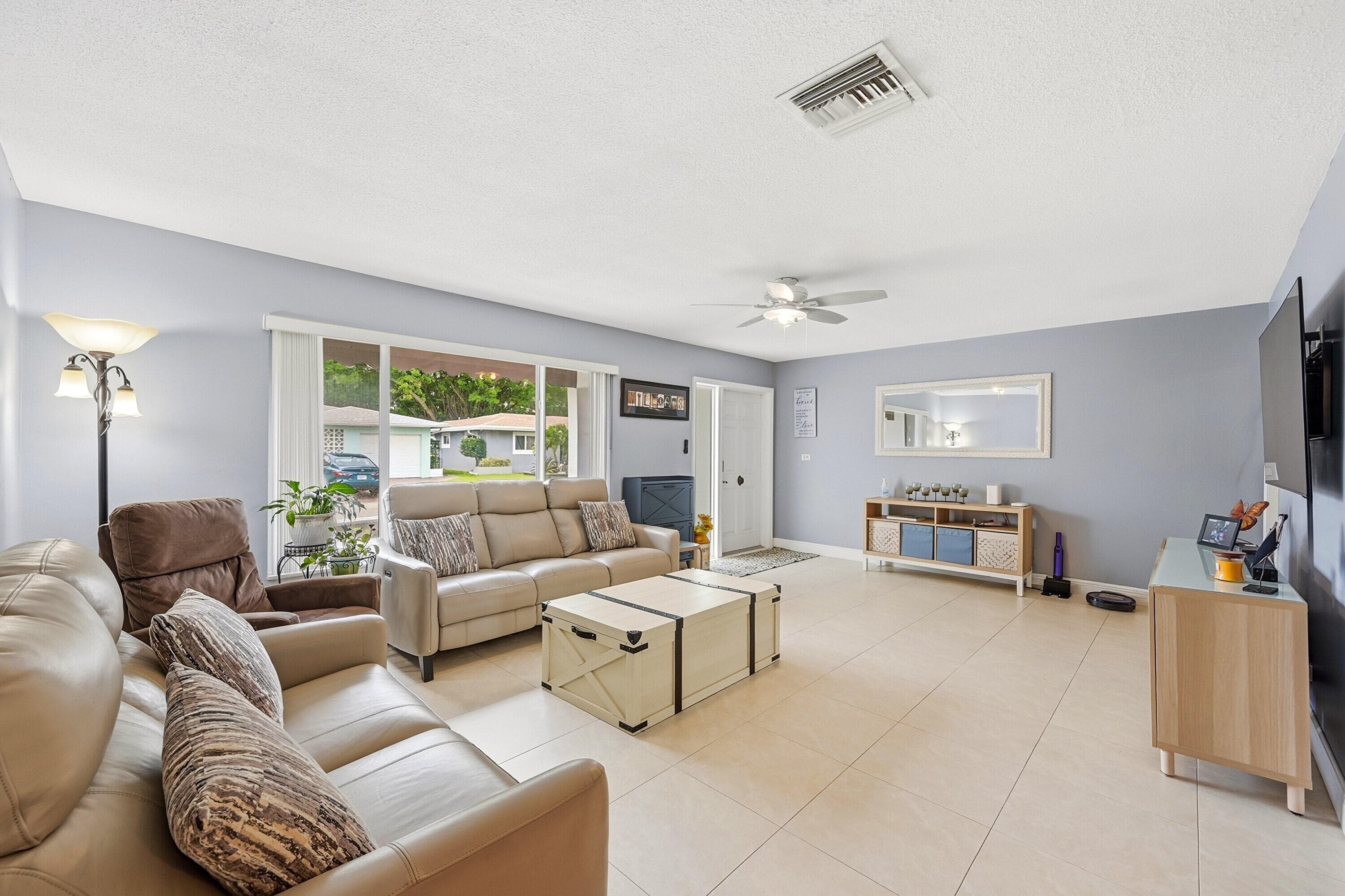 4629 NW 45th Court, Tamarac, FL 33319 — photo 8 of 48