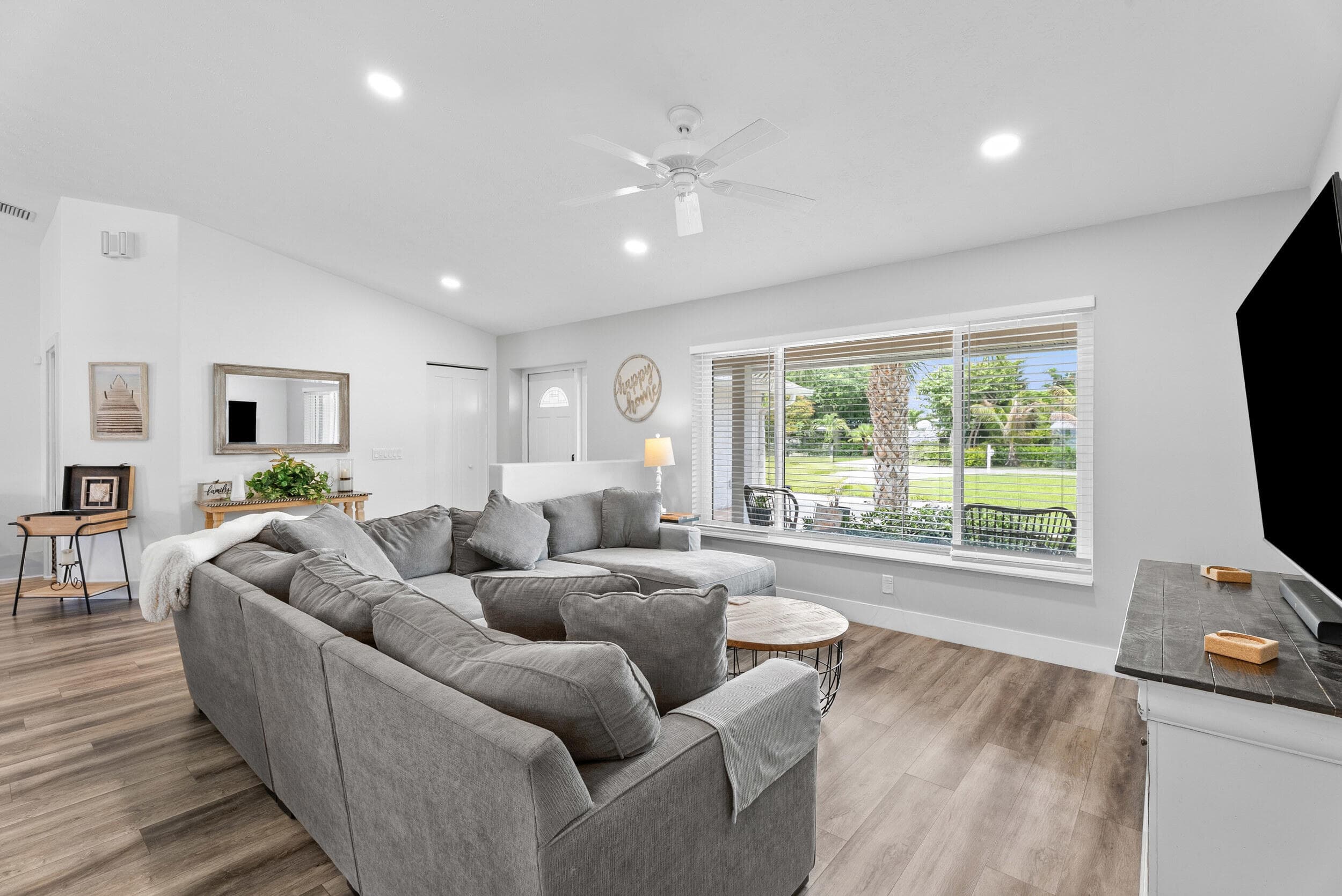 701 SE Dolphin Drive, Stuart, FL 34996 — photo 9 of 49