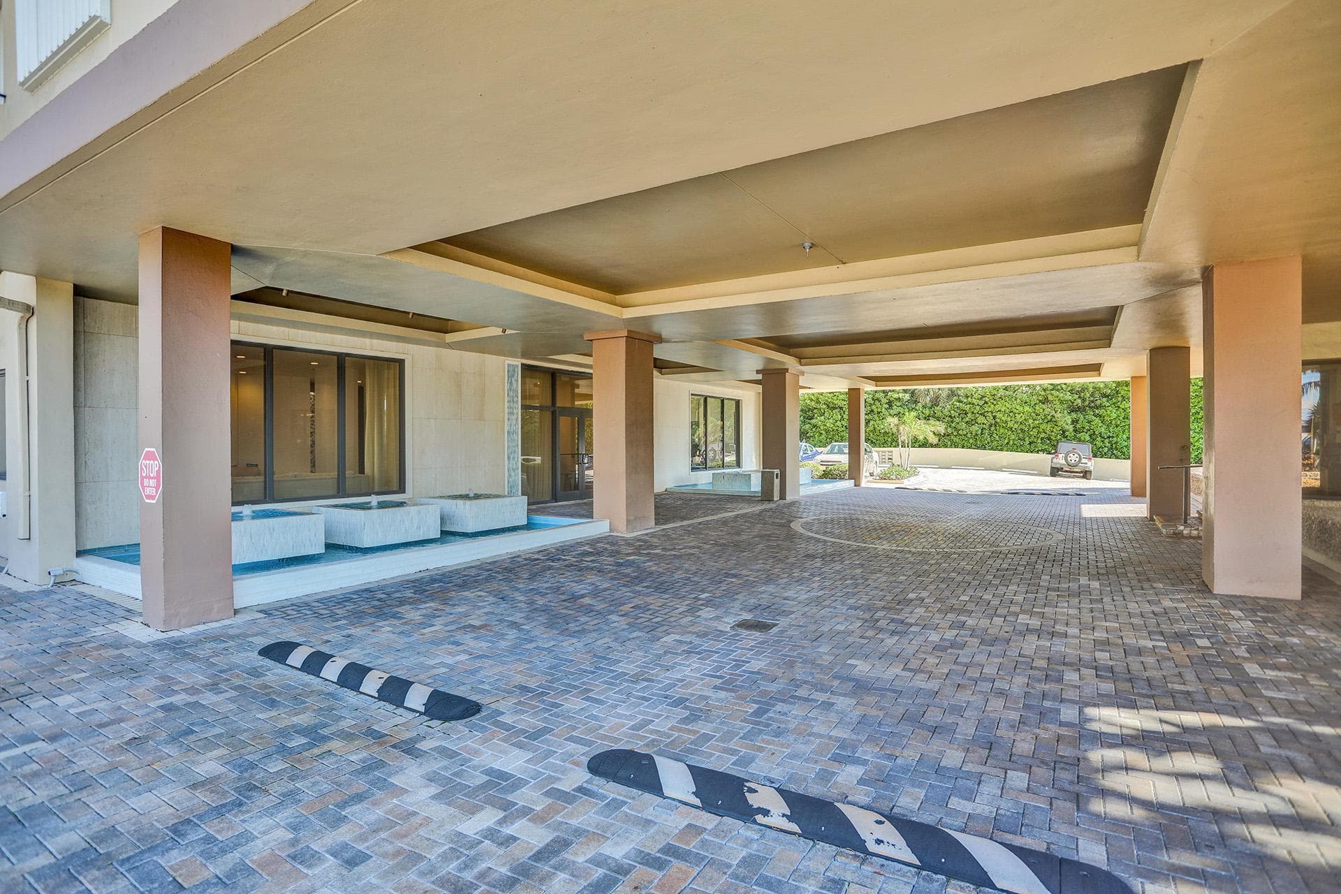 2000 S Ocean Boulevard Lc, Lauderdale-By-The-Sea, FL 33062 — photo 3 of 75