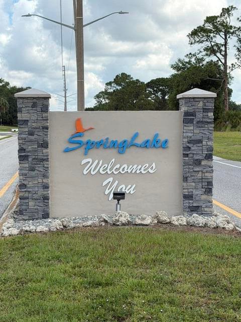 824 Woodmont Street, Sebring, FL 33876 — photo 3 of 4