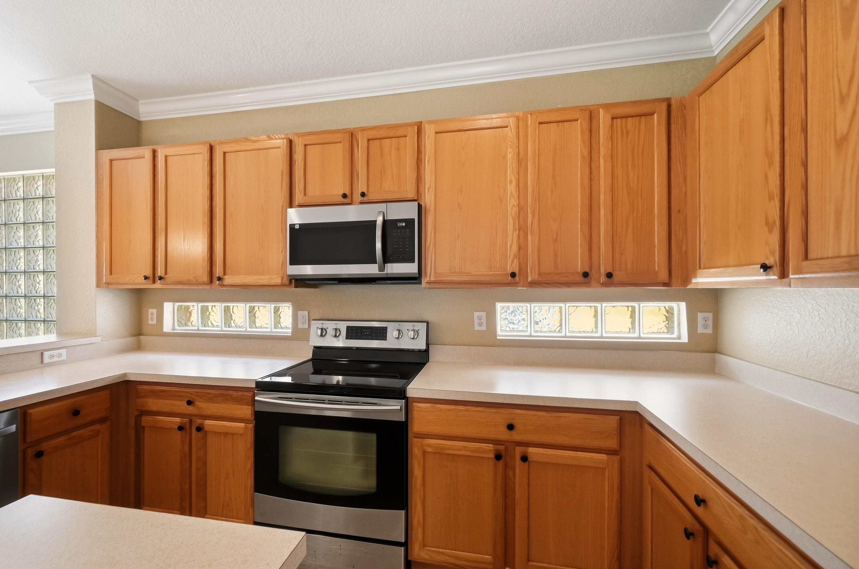 421 Gazetta Way, West Palm Beach, FL 33413 — photo 23 of 67