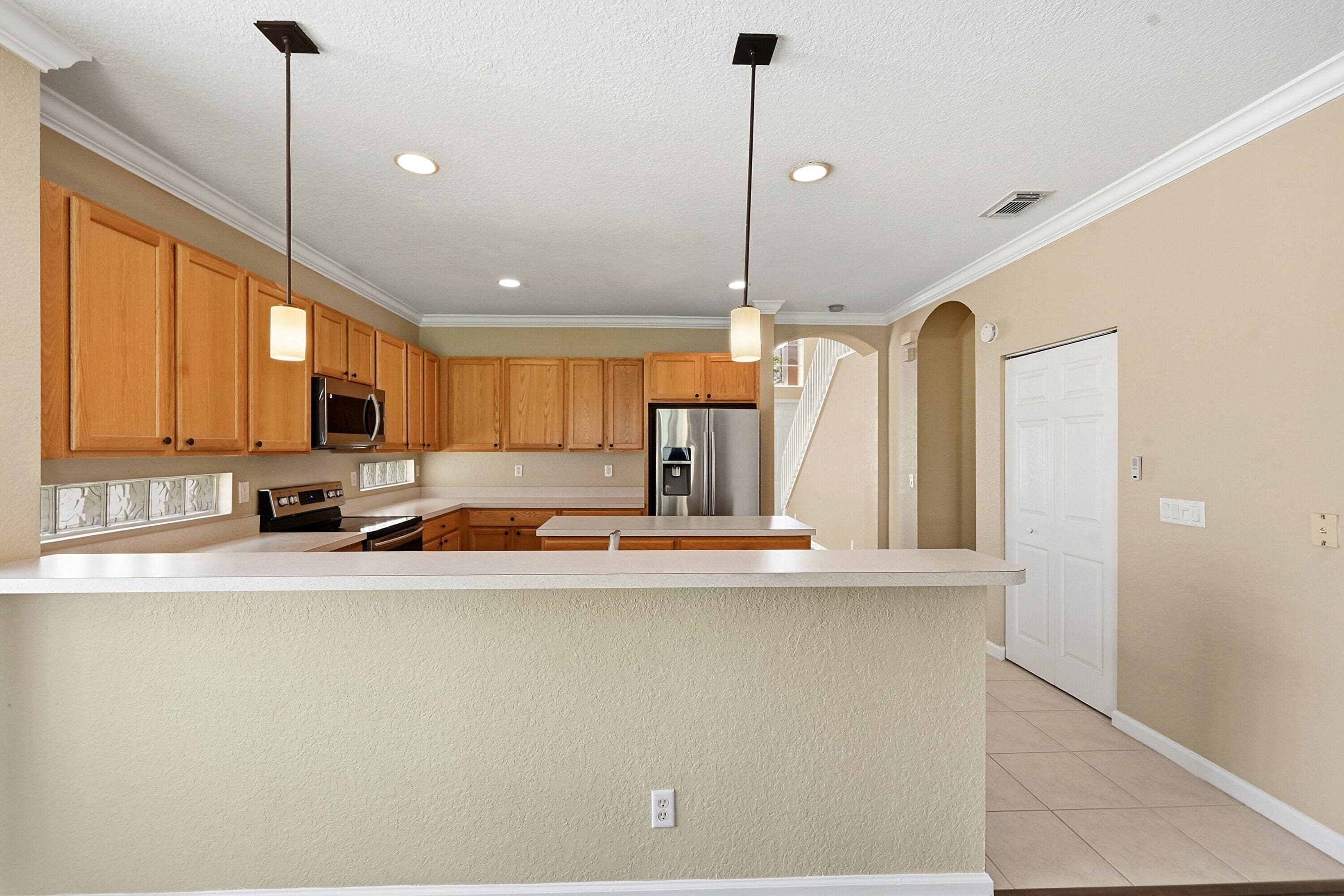 421 Gazetta Way, West Palm Beach, FL 33413 — photo 28 of 67