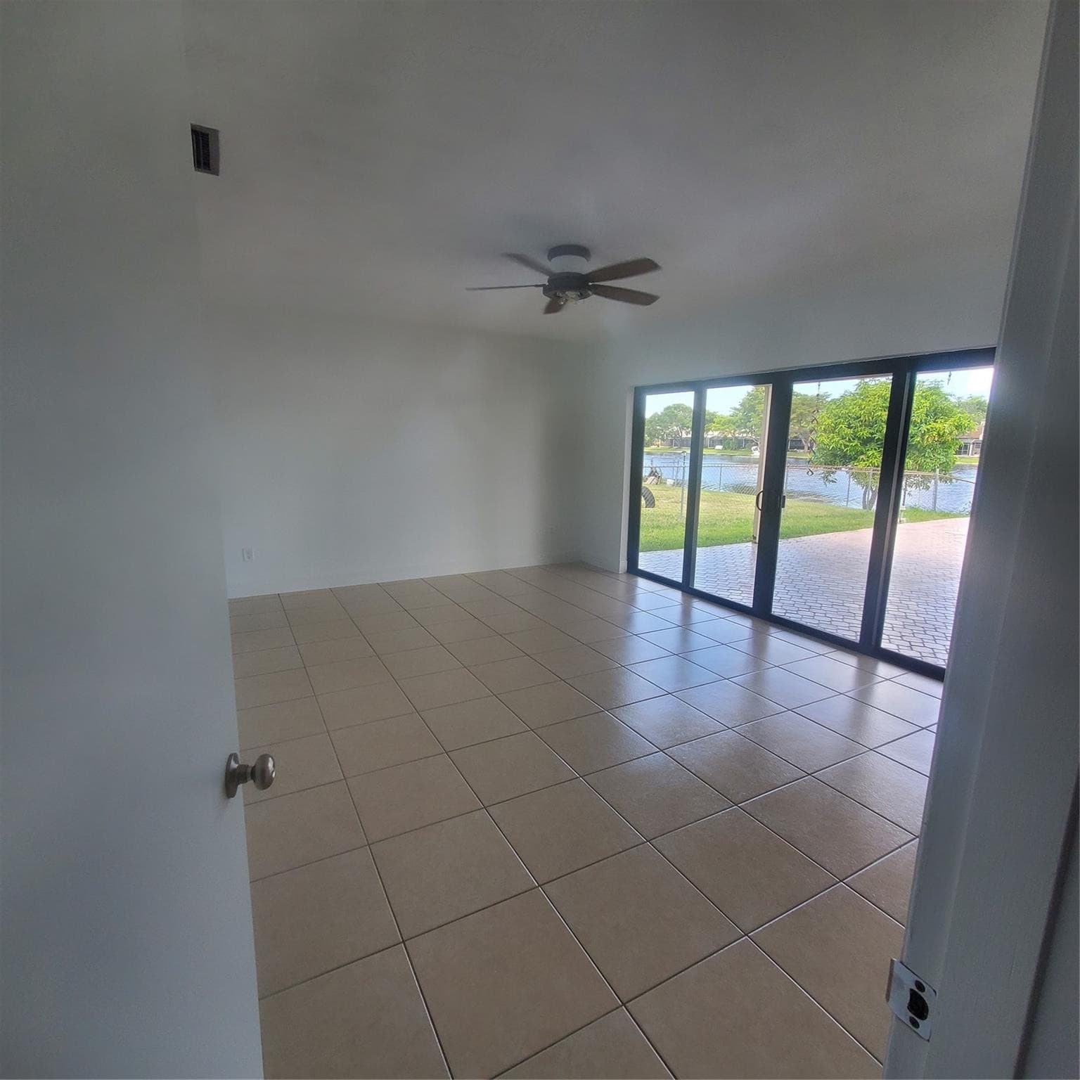 1421 NW 114th Avenue, Pembroke Pines, FL 33026 — photo 21 of 25