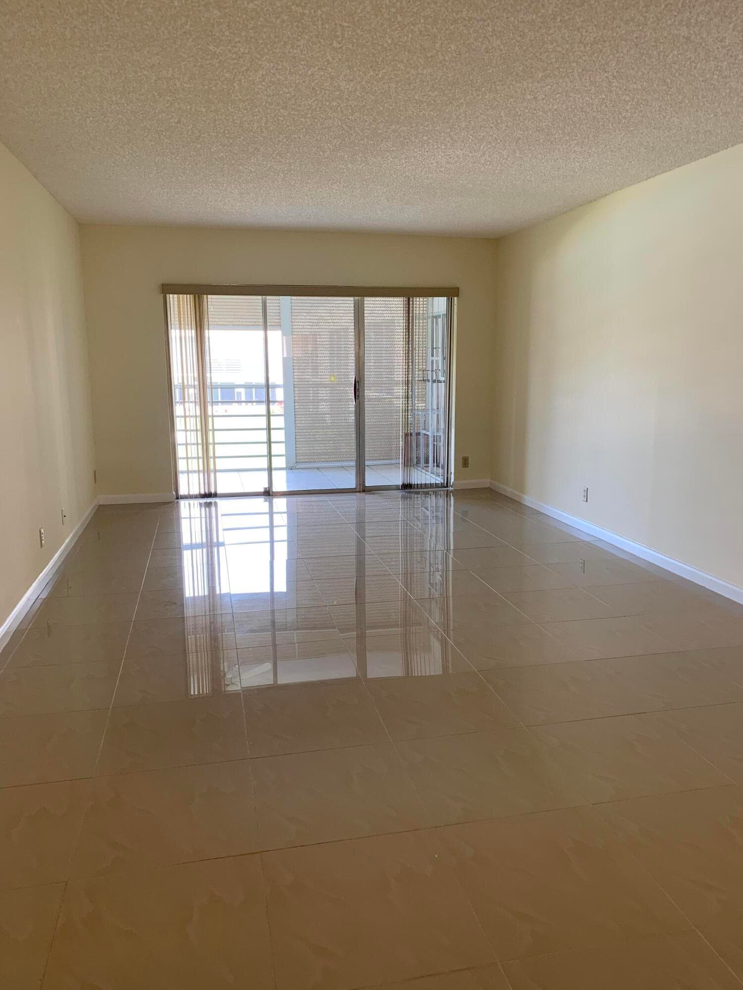 3212 Strawflower Way 204, Lake Worth, FL 33467 — photo 6 of 25