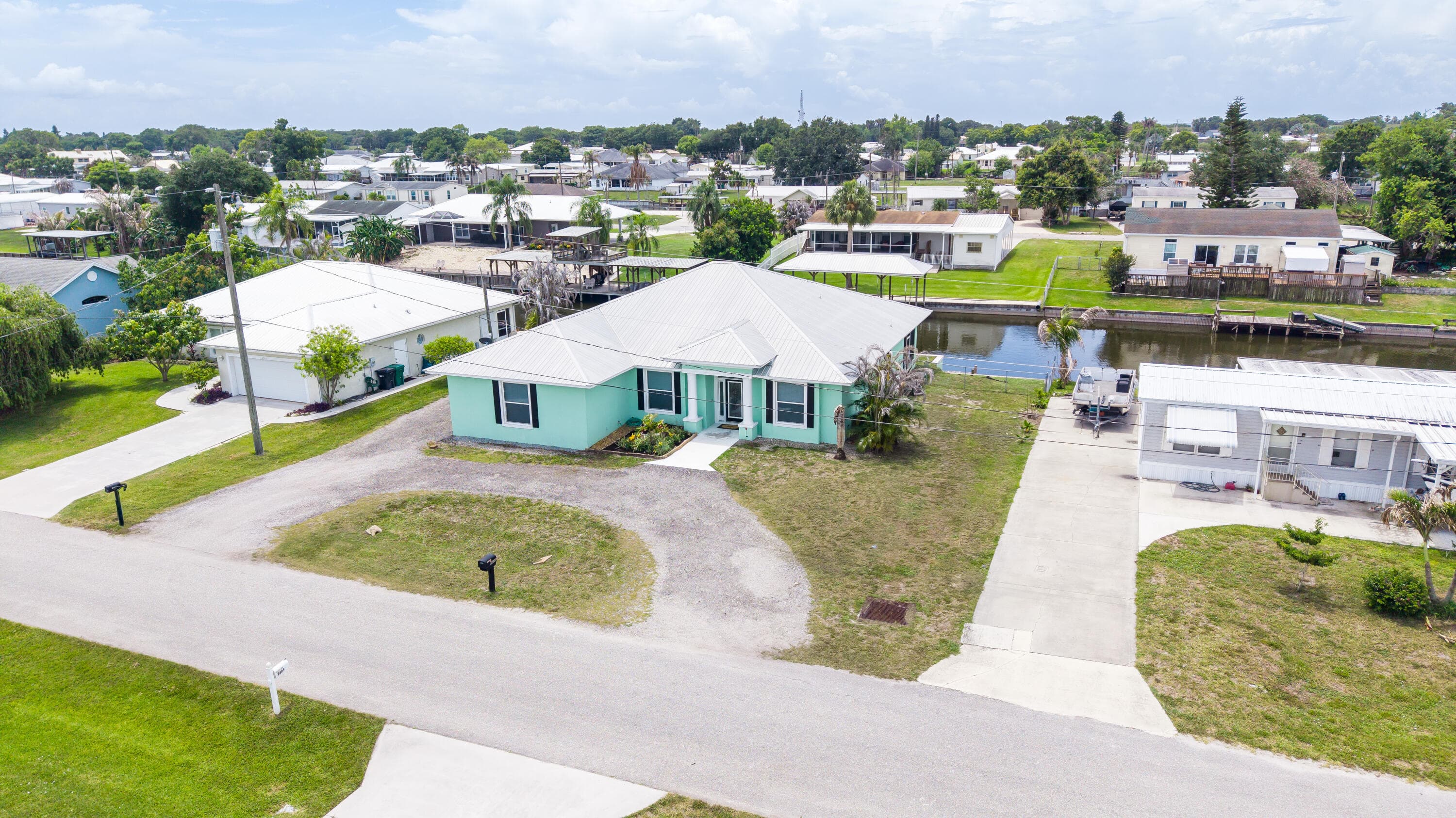 2406 SE 31st Street SE, Okeechobee, FL 34974 — photo 18 of 71
