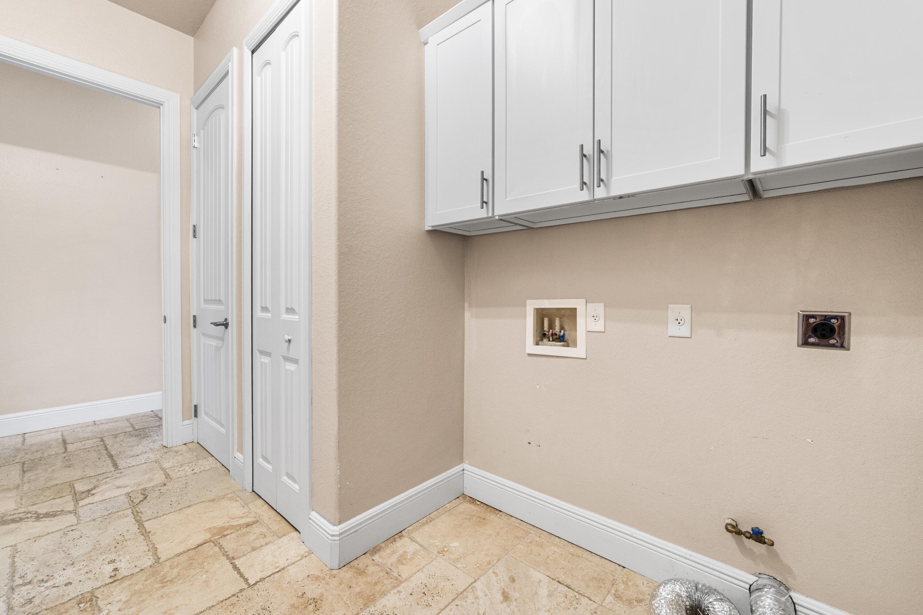 2406 SE 31st Street SE, Okeechobee, FL 34974 — photo 51 of 71