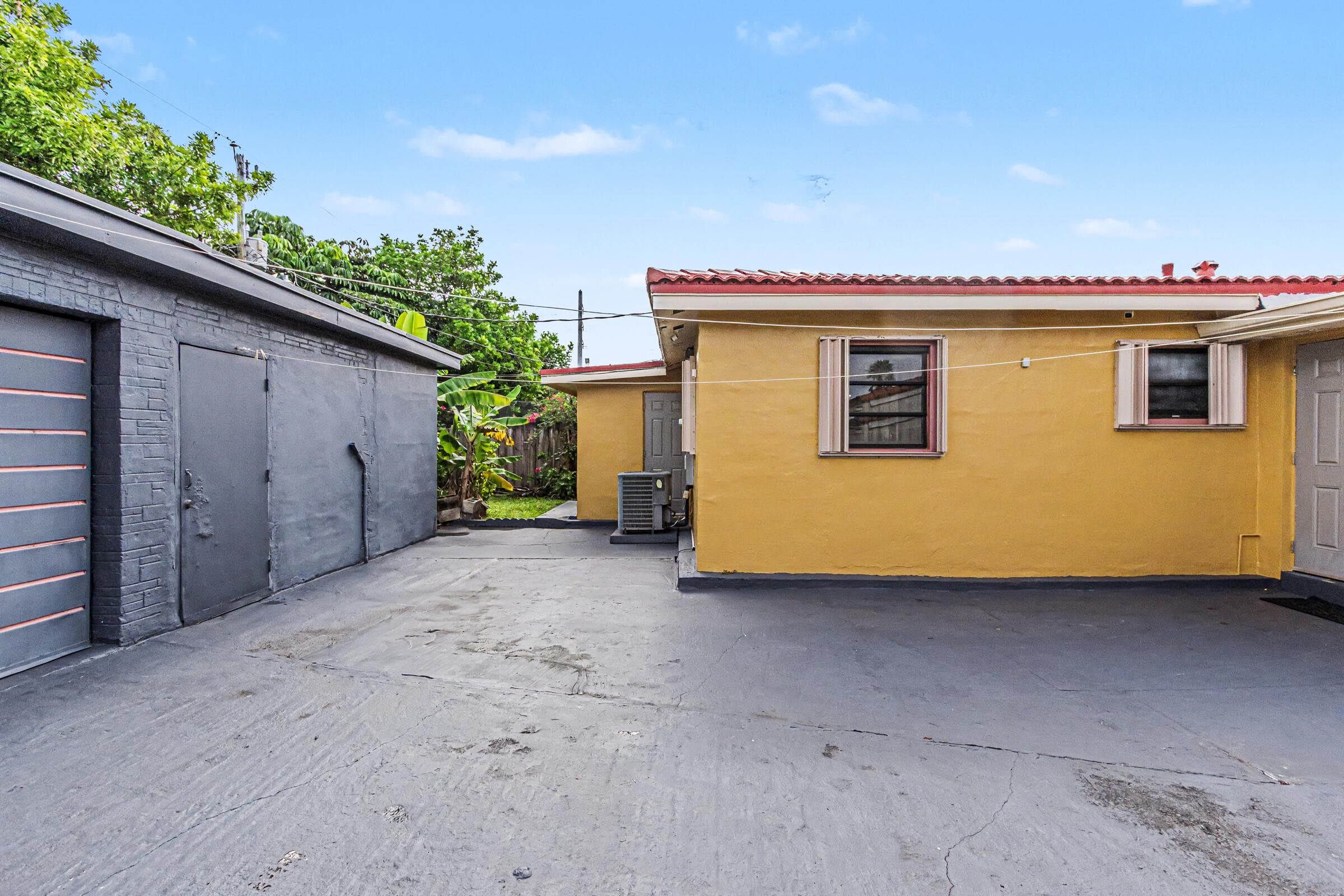 6417 SW 23rd Street, Miramar, FL 33023 — photo 5 of 45