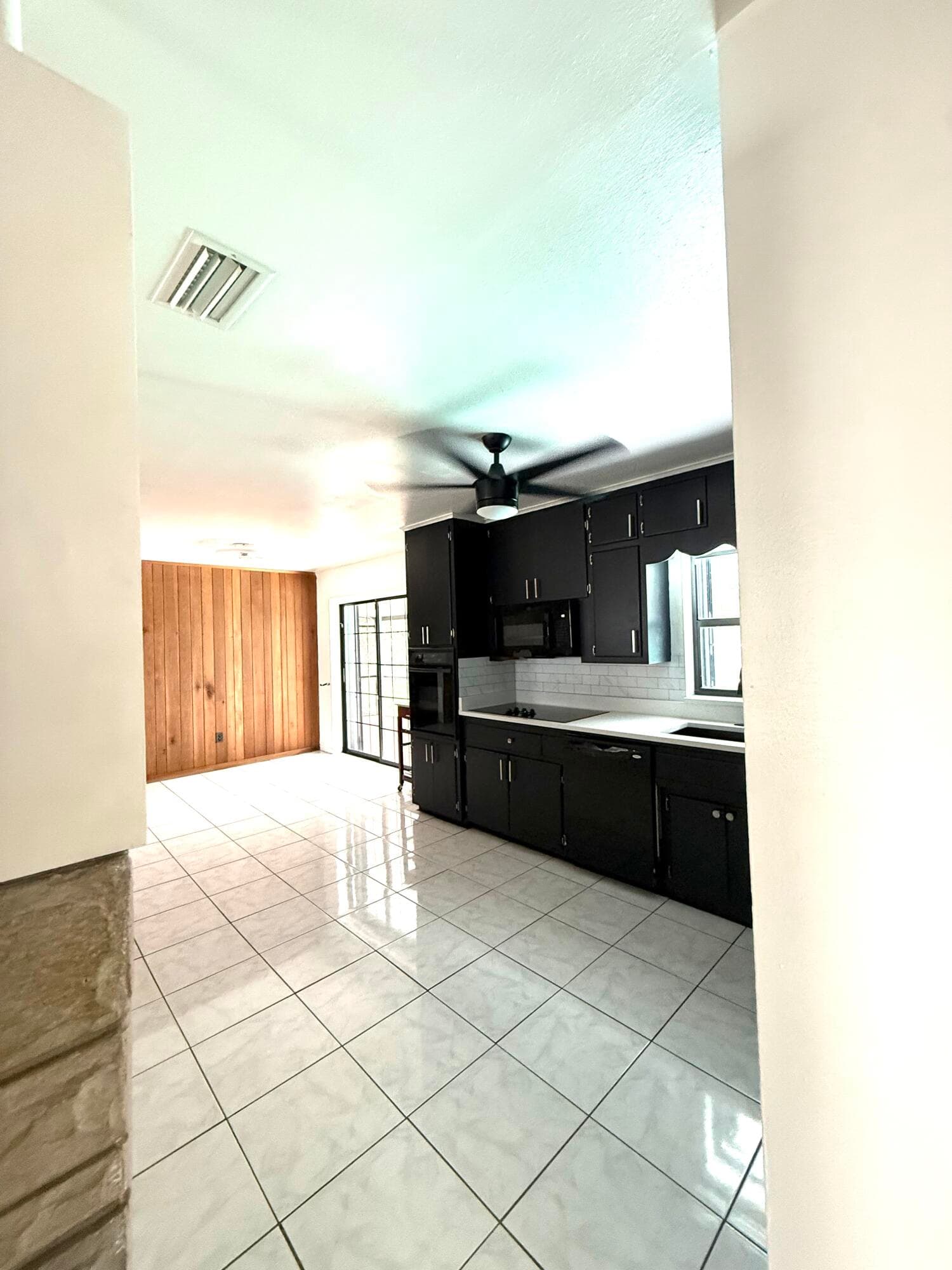 4221 Rose Lane NE, Fort Pierce, FL 34982 — photo 6 of 28