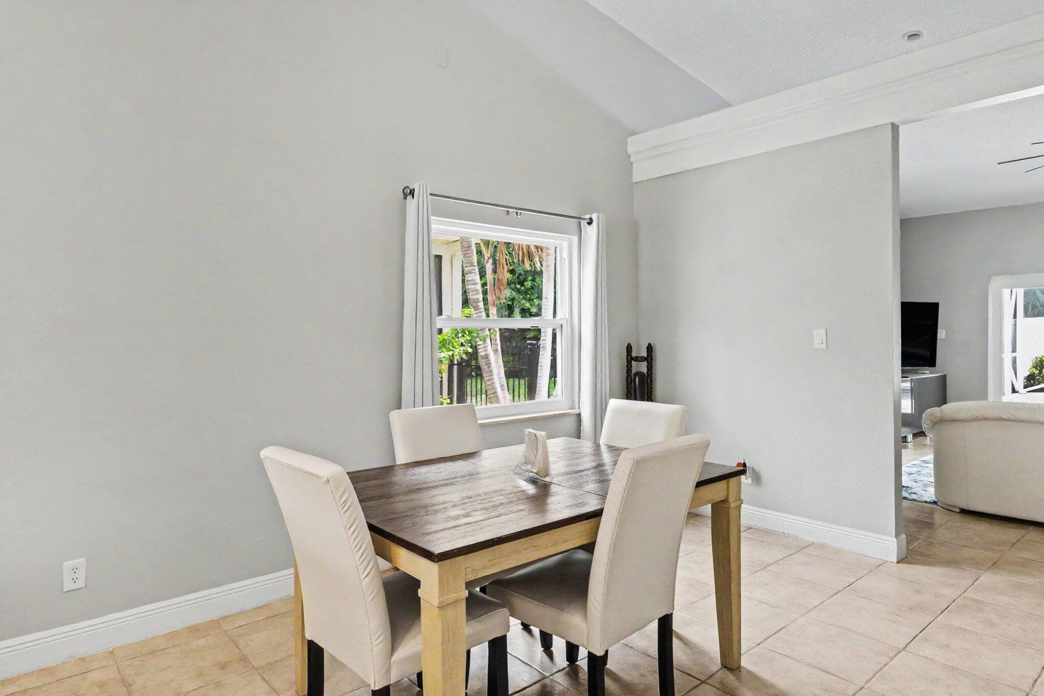 195 River Drive, Melbourne Beach, FL 32951 — photo 5 of 42