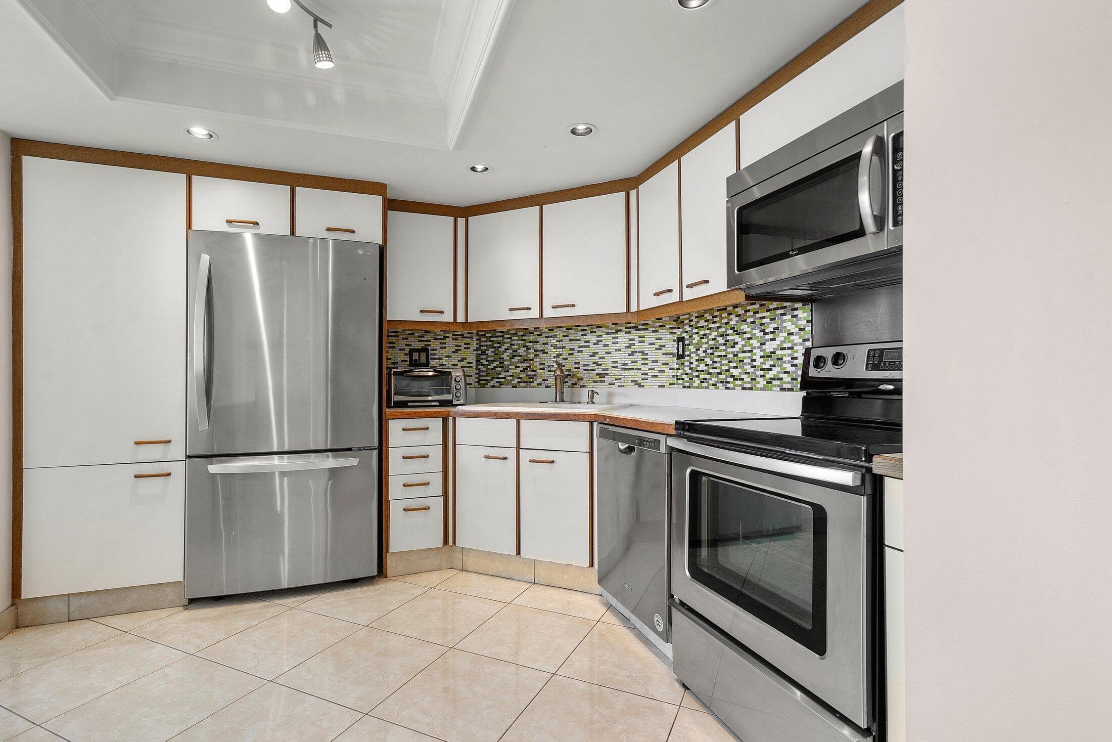 5080 N Ocean Drive 6c, Singer Island, FL 33404 — photo 12 of 40