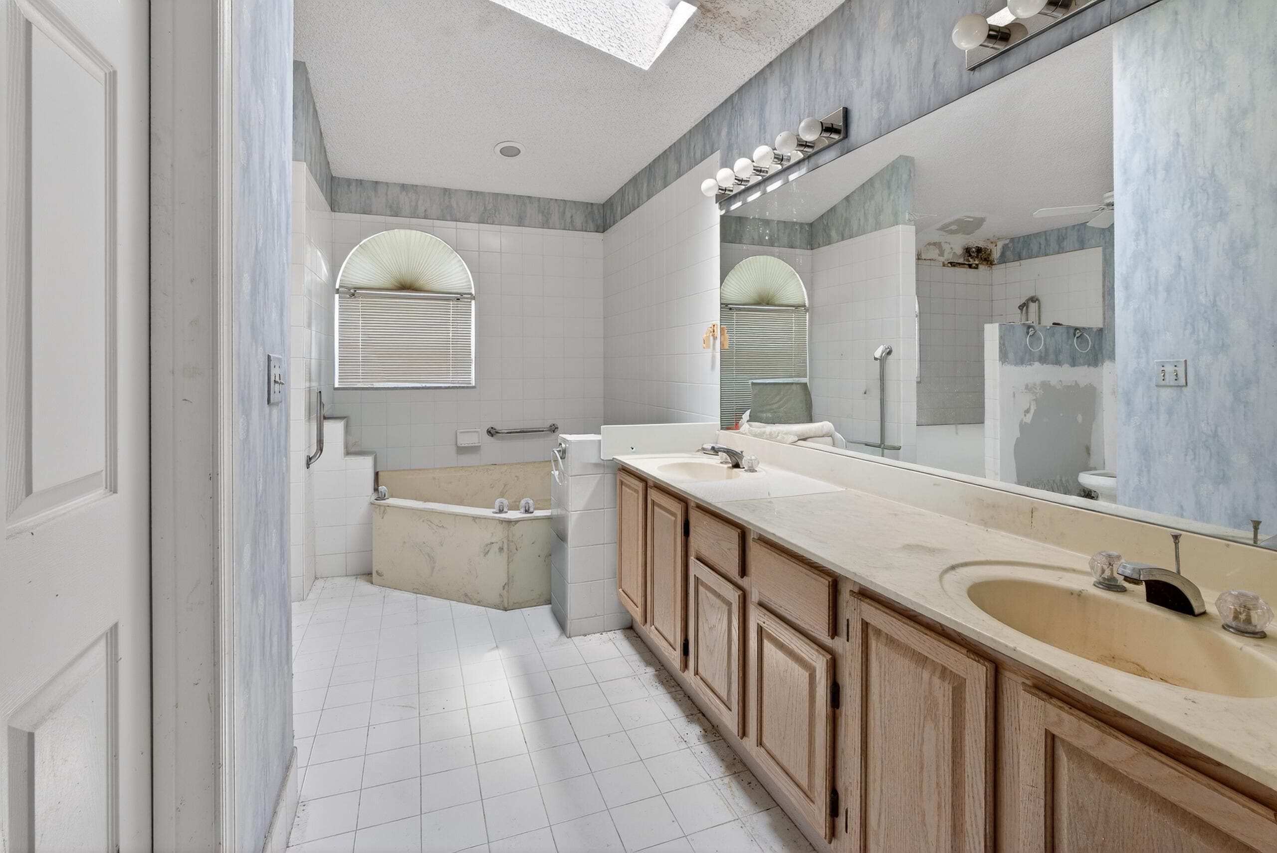 2825 NW 29th Drive, Boca Raton, FL 33434 — photo 38 of 56