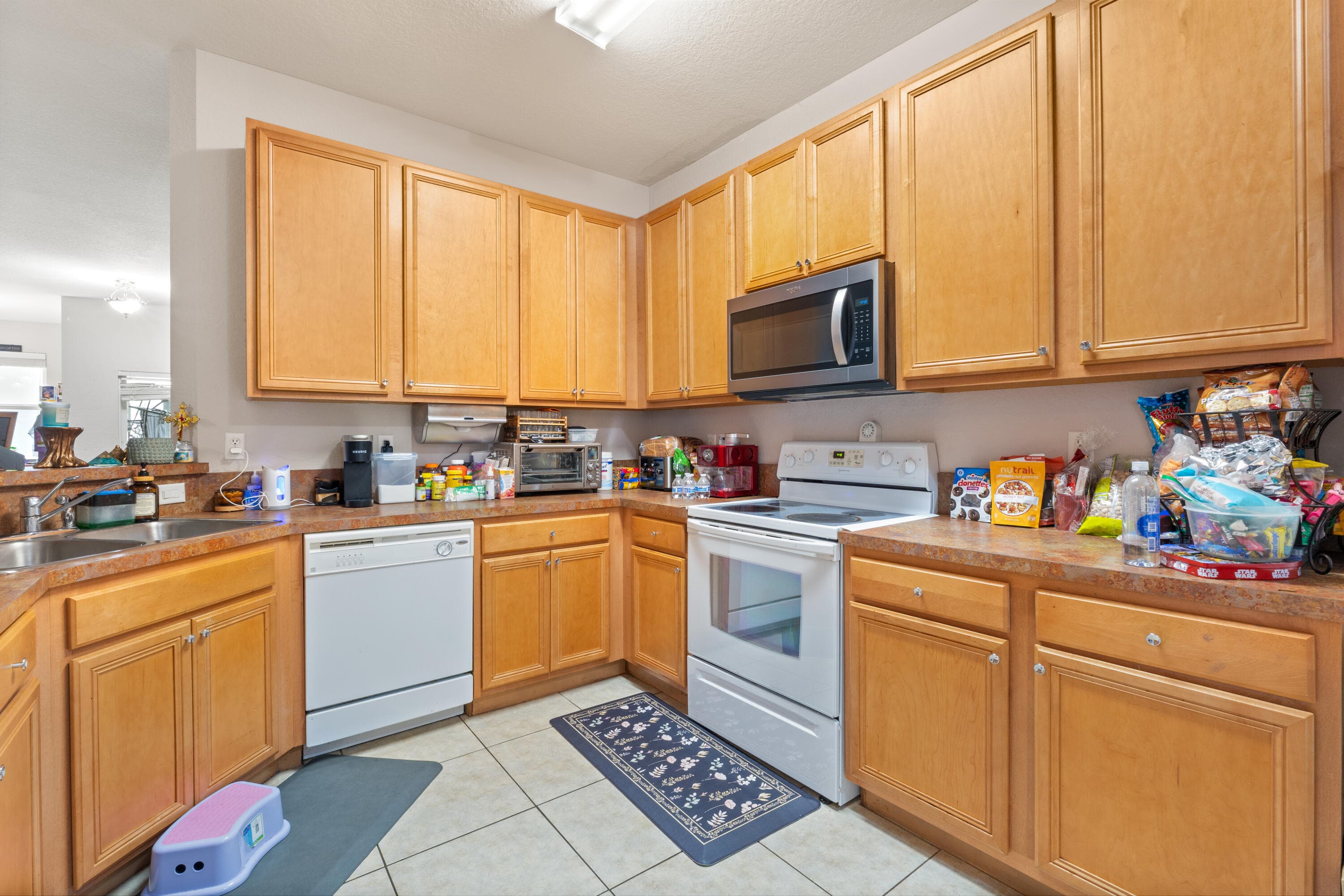 3122 Grandiflora Drive, Greenacres, FL 33467 — photo 10 of 43