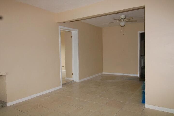 1417 W 32nd Street, Riviera Beach, FL 33404 — photo 5 of 17