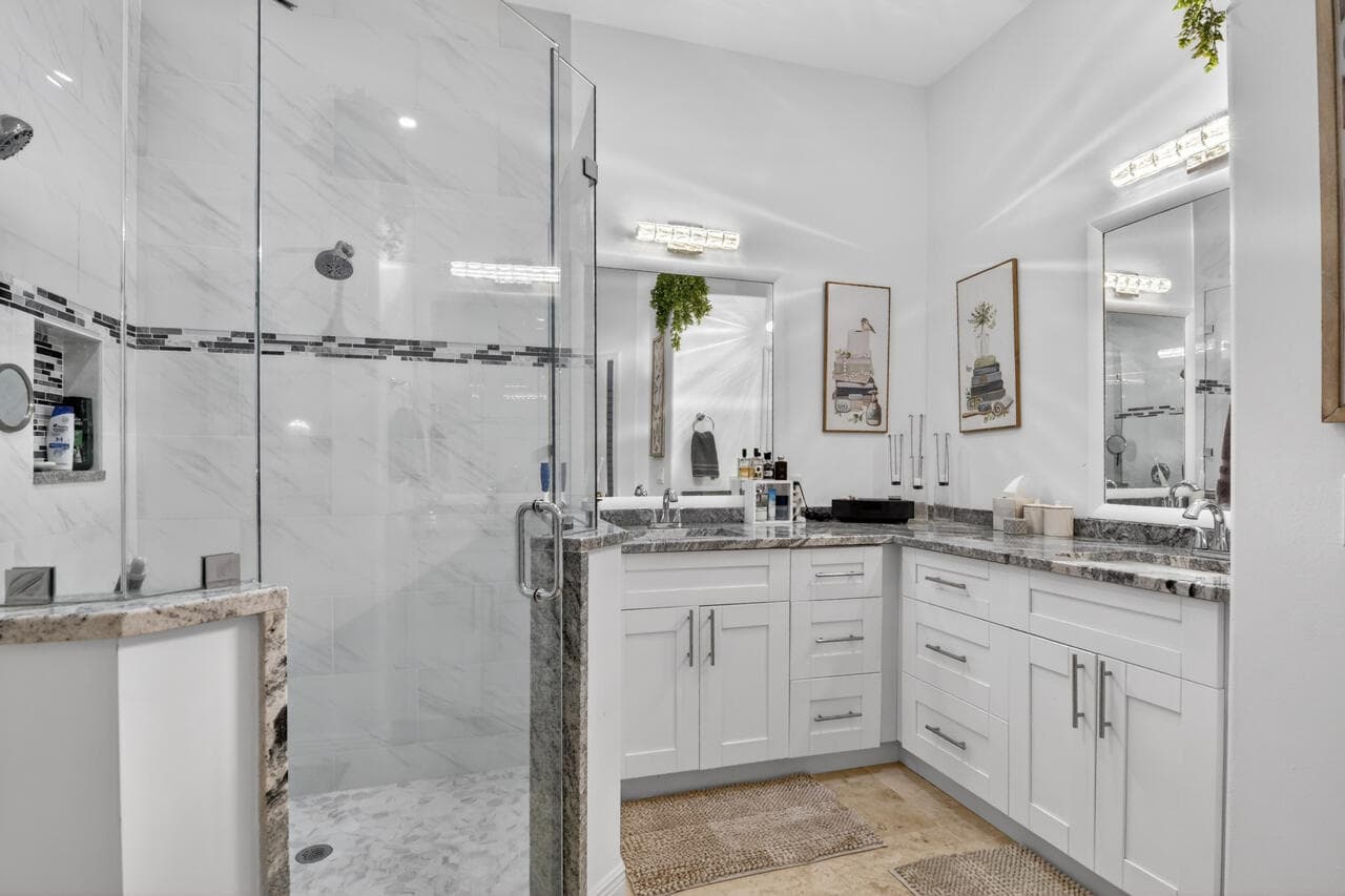 32 Monterey Pointe Drive, Palm Beach Gardens, FL 33418 — photo 37 of 65