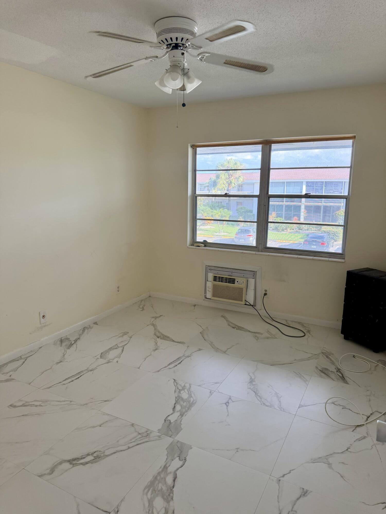 66 Coventry C, West Palm Beach, FL 33417 — photo 5 of 13