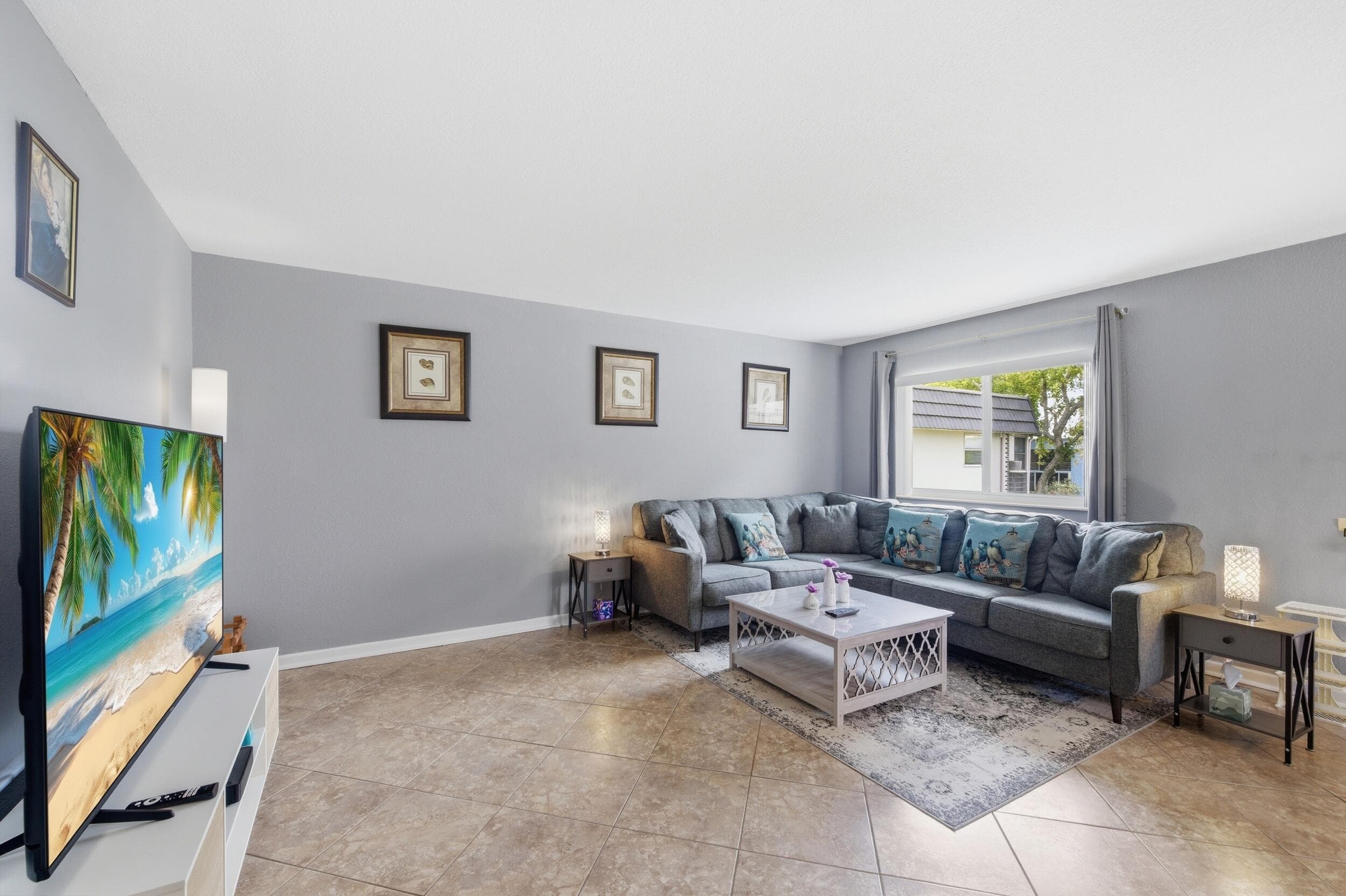 376 Saxony H, Delray Beach, FL 33446 — photo 9 of 32