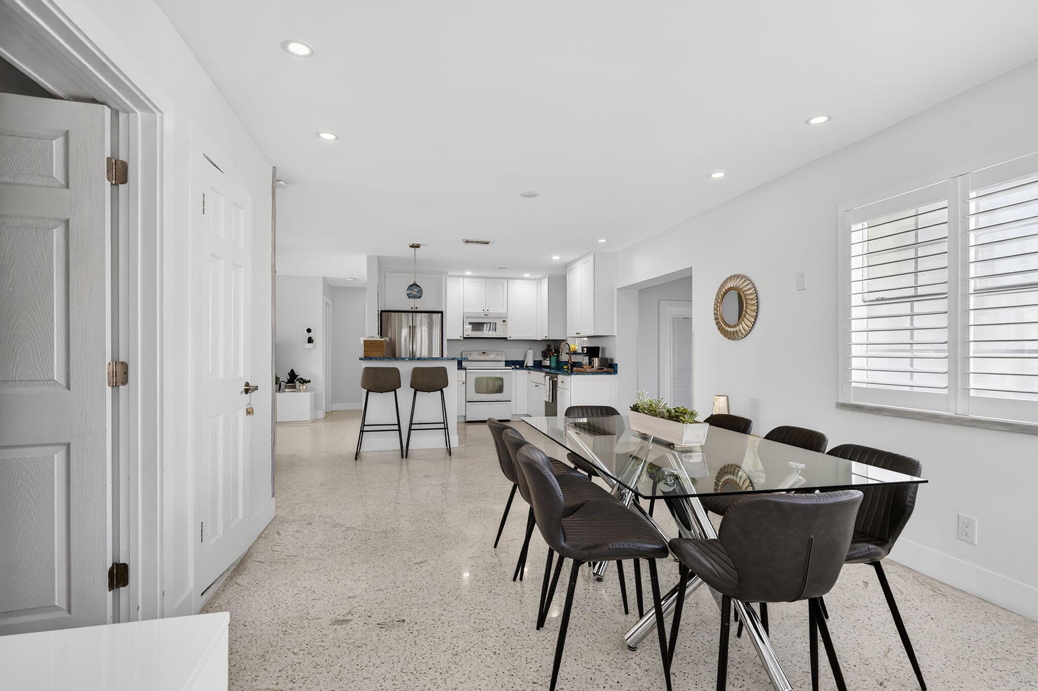 1123 SE 2nd Avenue, Deerfield Beach, FL 33441 — photo 11 of 44