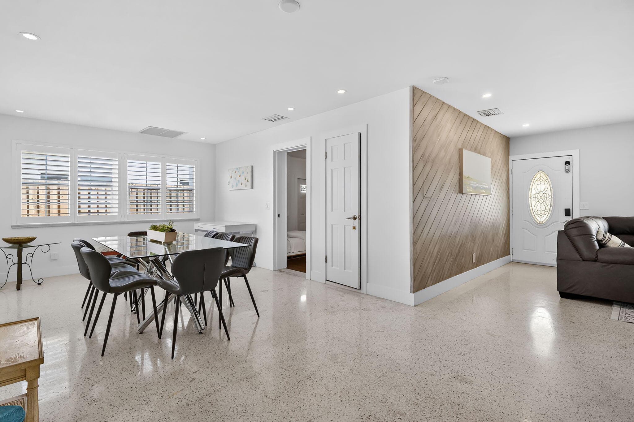 1123 SE 2nd Avenue, Deerfield Beach, FL 33441 — photo 35 of 44