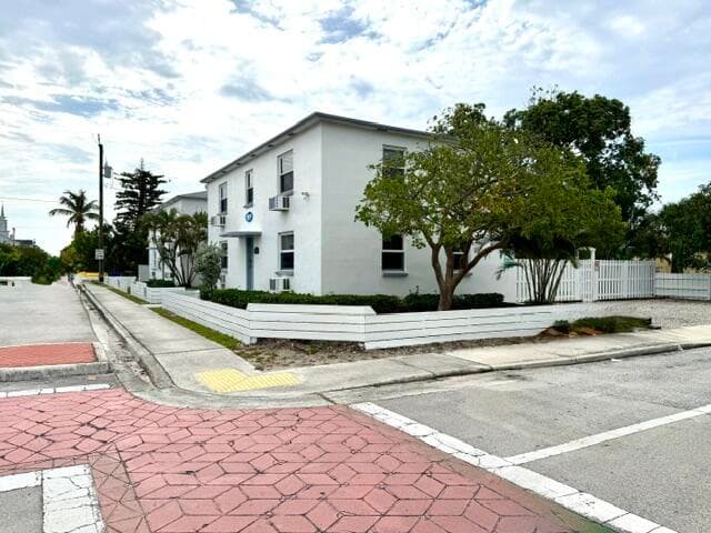 715 2nd Avenue S 3, Lake Worth Beach, FL 33460 — photo 11 of 15