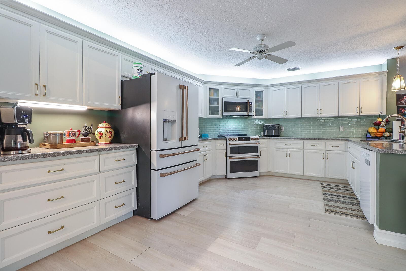 8259 155th Place N, Palm Beach Gardens, FL 33418 — photo 14 of 68