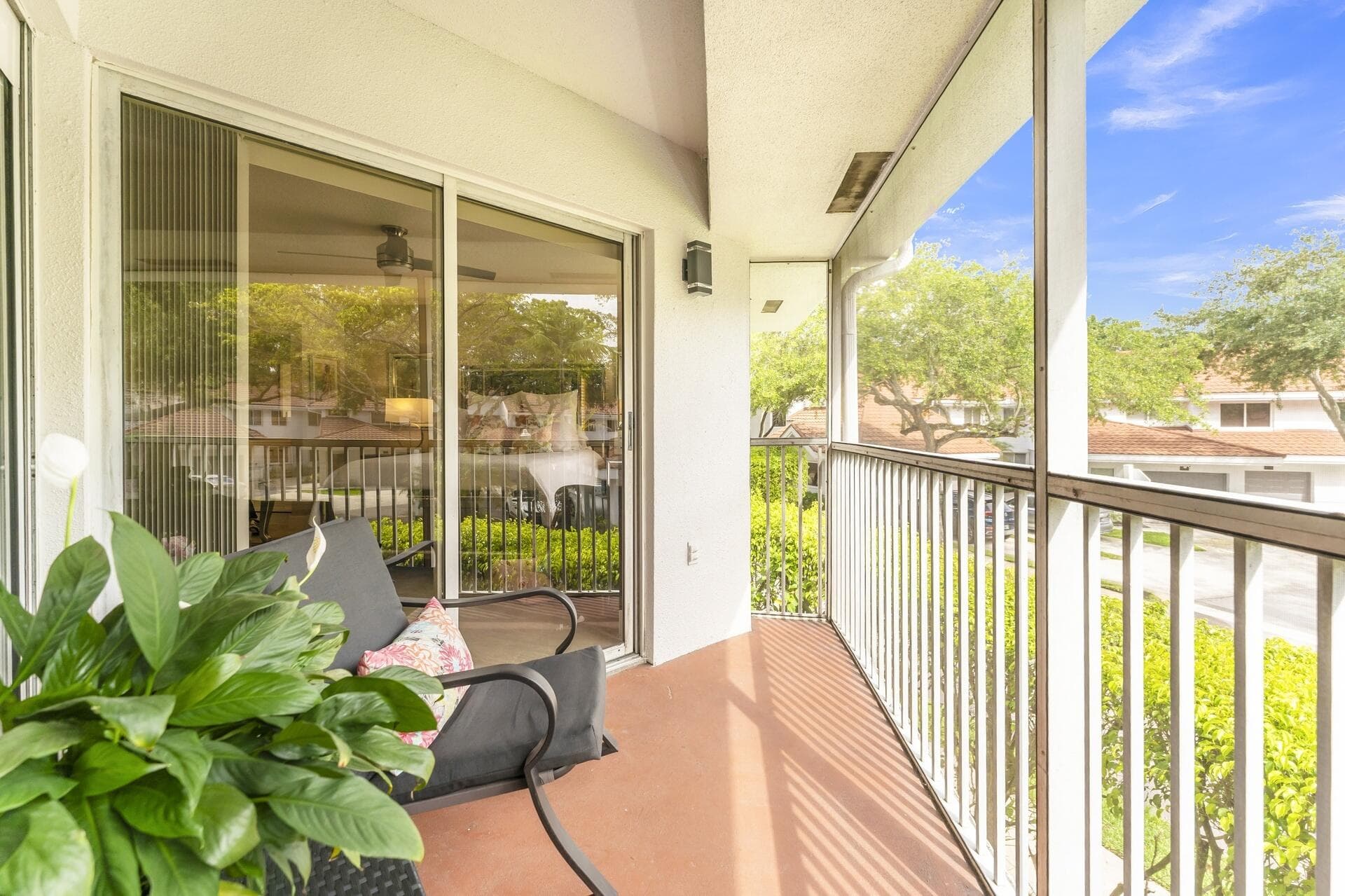 994 NW 93rd Avenue, Plantation, FL 33324 — photo 36 of 50