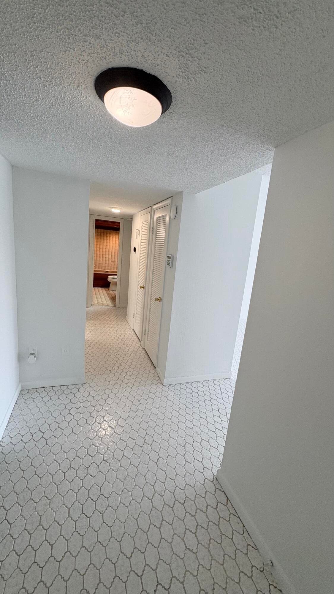 879 NE 195th Street 227, Miami, FL 33179 — photo 21 of 36