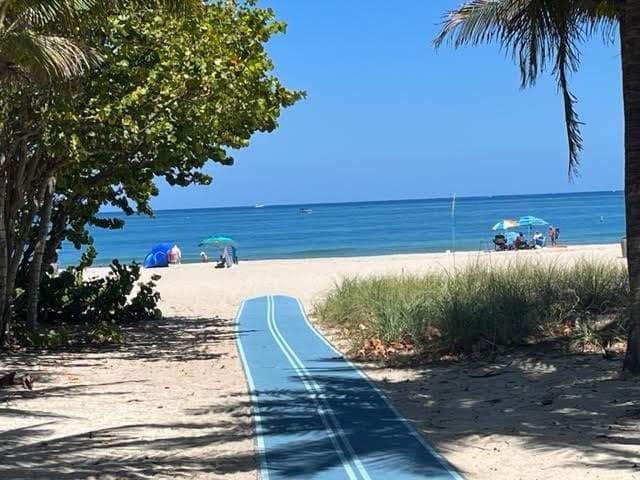 101 Briny Avenue 2505, Pompano Beach, FL 33062 — photo 2 of 8