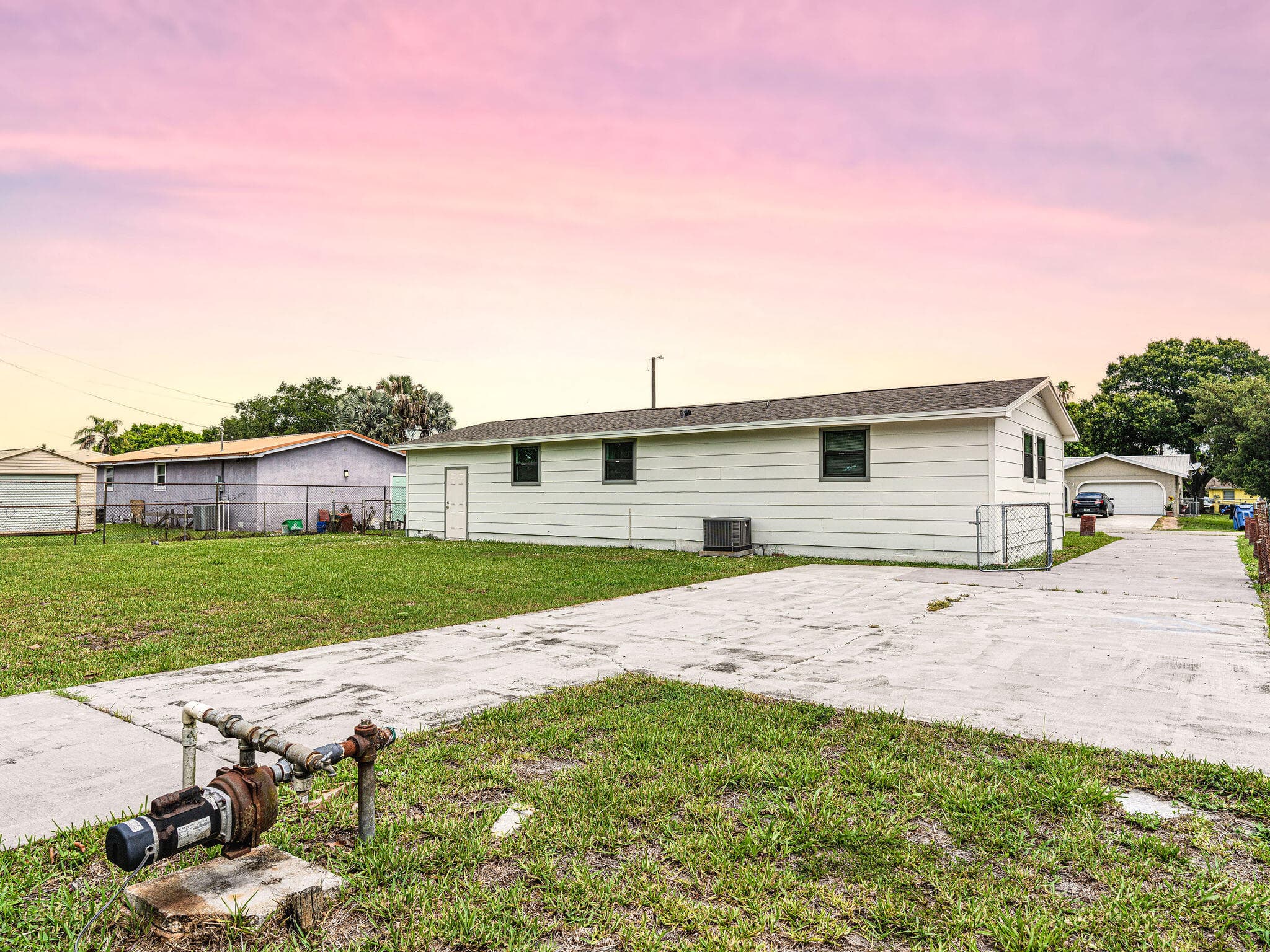 1028 Kentucky Avenue, Clewiston, FL 33440 — photo 24 of 41
