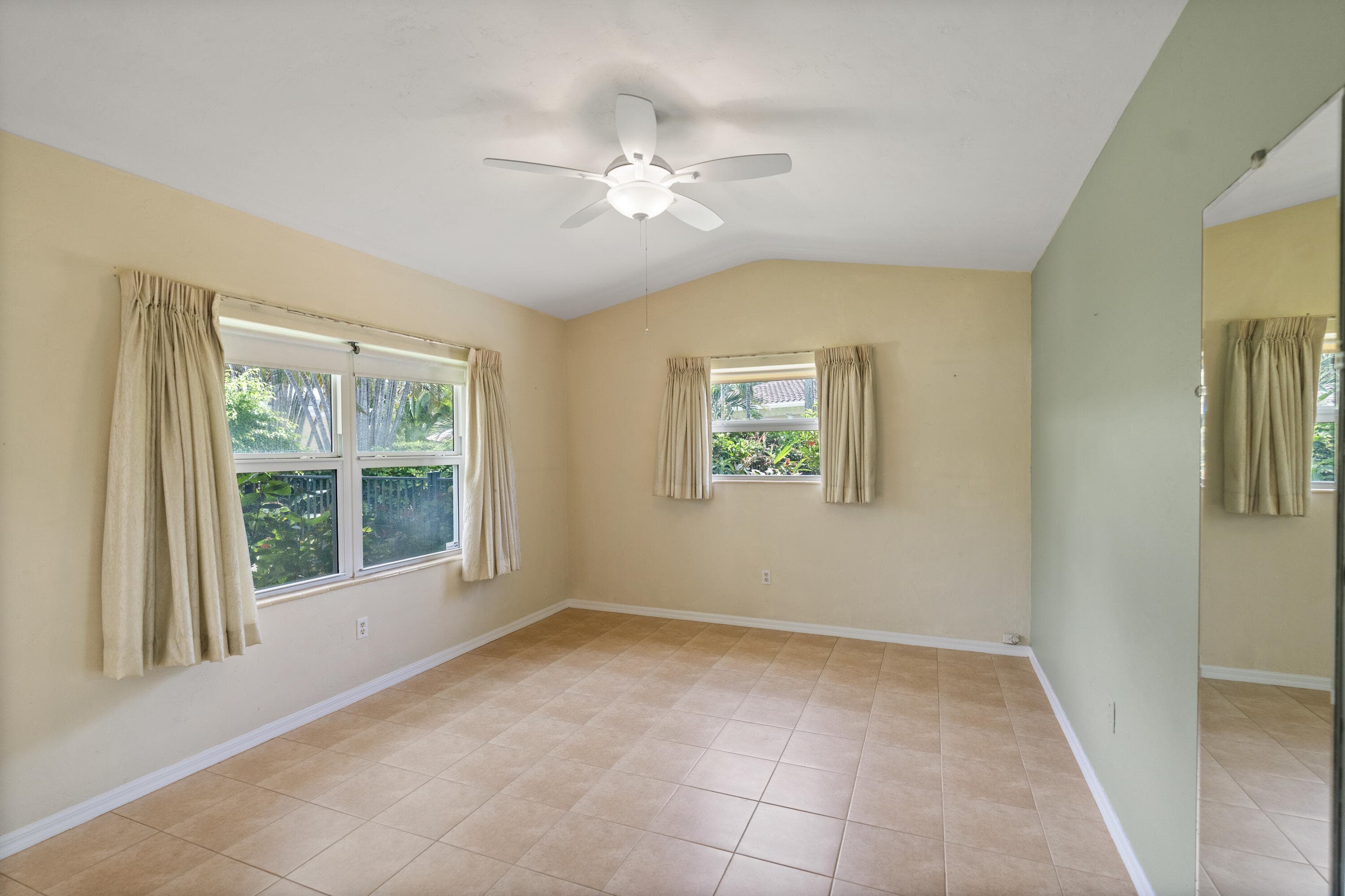 1705 NE 26th Avenue, Fort Lauderdale, FL 33305 — photo 24 of 47