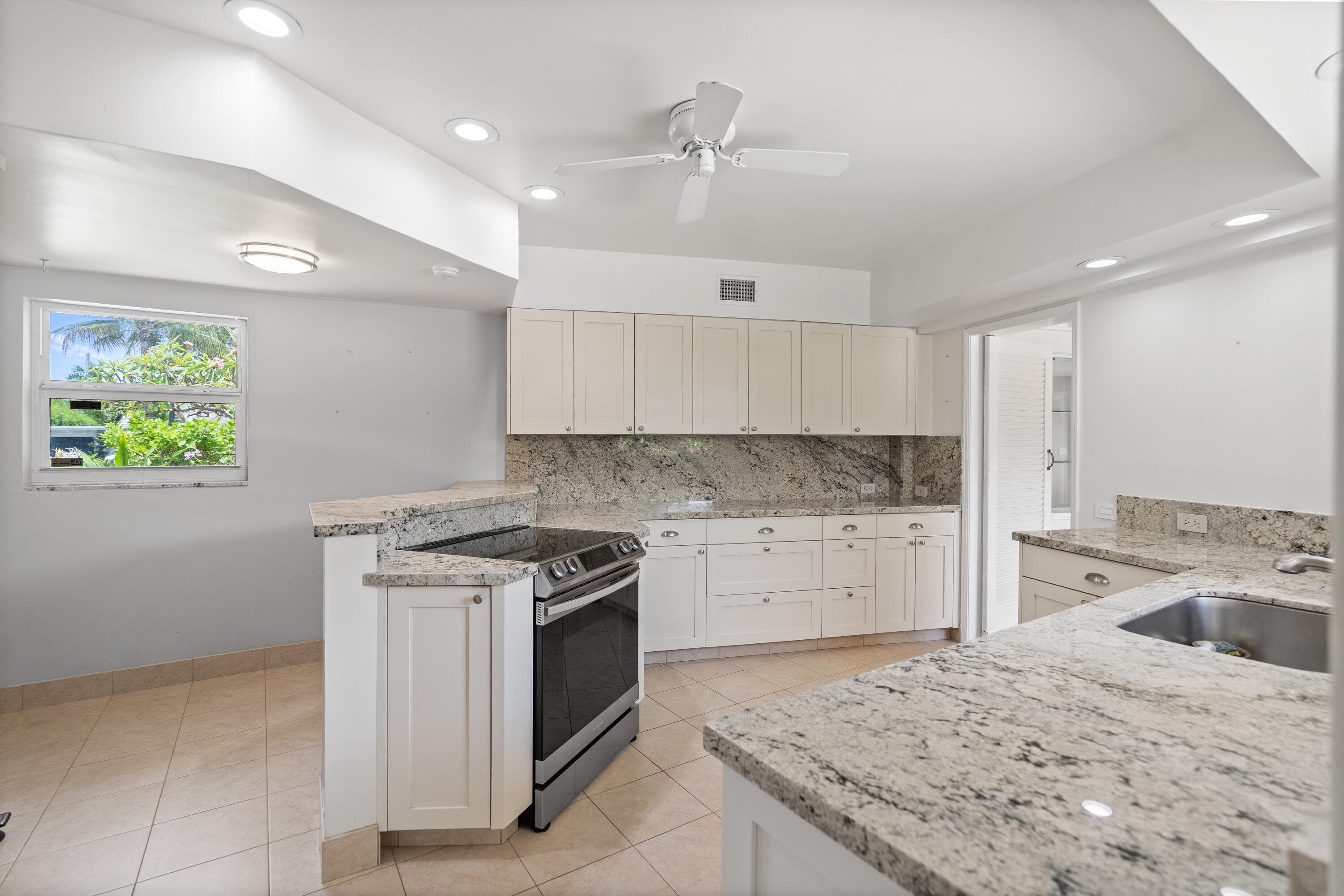 1705 NE 26th Avenue, Fort Lauderdale, FL 33305 — photo 33 of 47