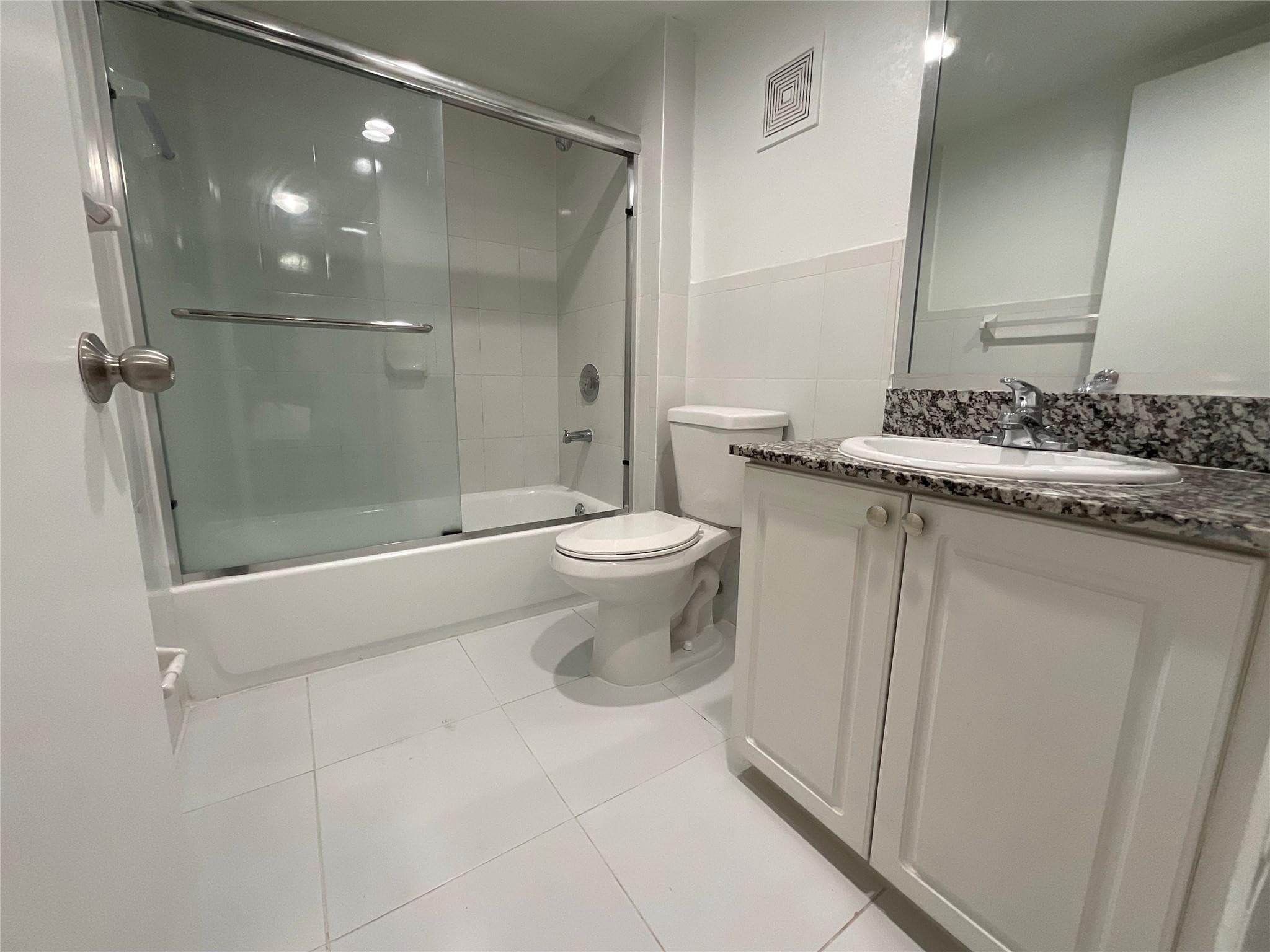 19455 NE 10 Avenue 6-514, North Miami Beach, FL 33179 — photo 6 of 18