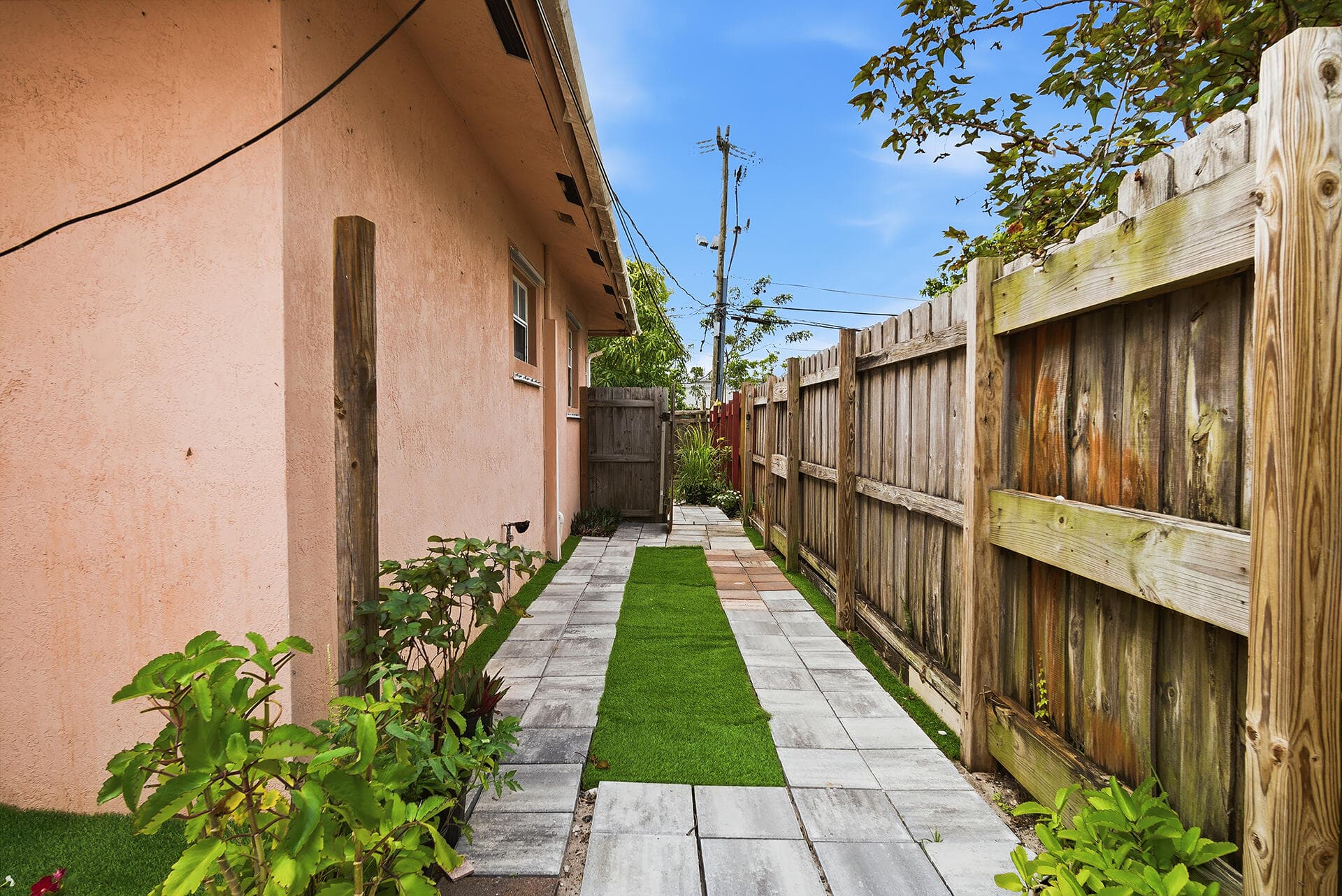 550 NE 37th Street 1-2, Pompano Beach, FL 33064 — photo 15 of 15