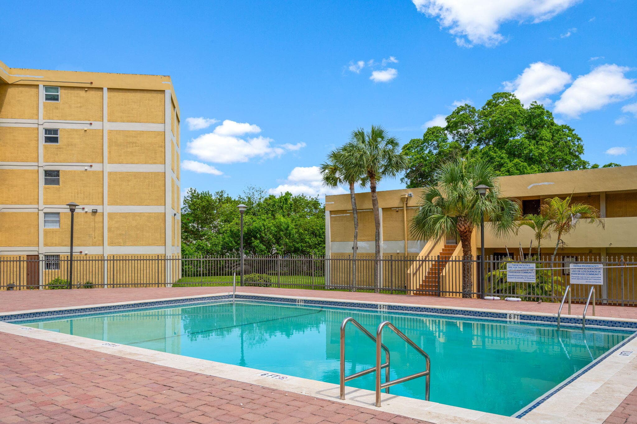9170 Fontainebleau Boulevard 301, Miami, FL 33172 — photo 34 of 35