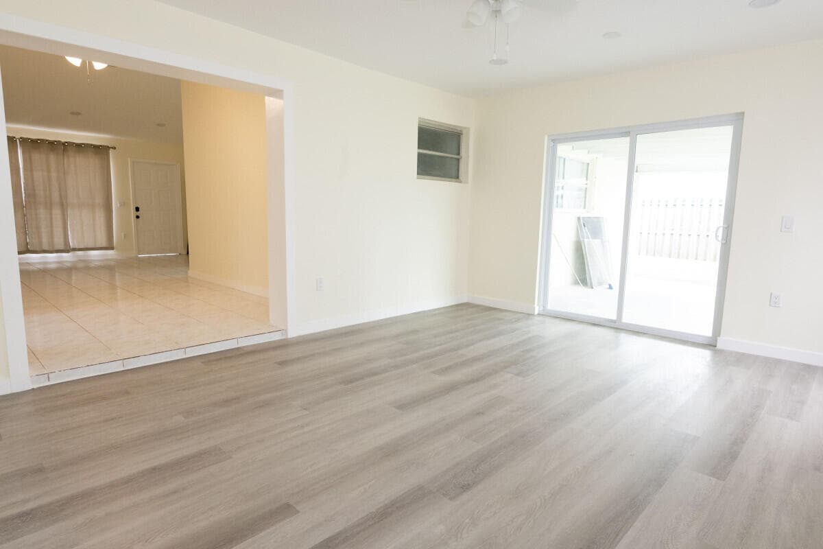 11500 NW 35th Place, Sunrise, FL 33323 — photo 3 of 7