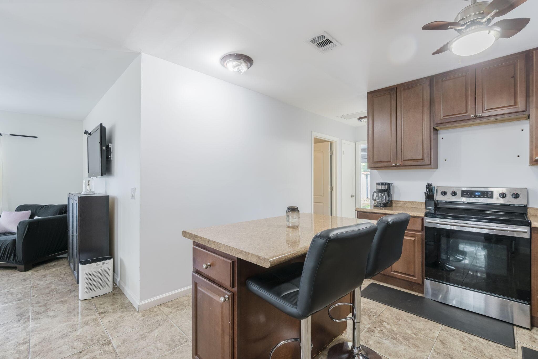 505 NW 7th Court, Boynton Beach, FL 33426 — photo 17 of 41