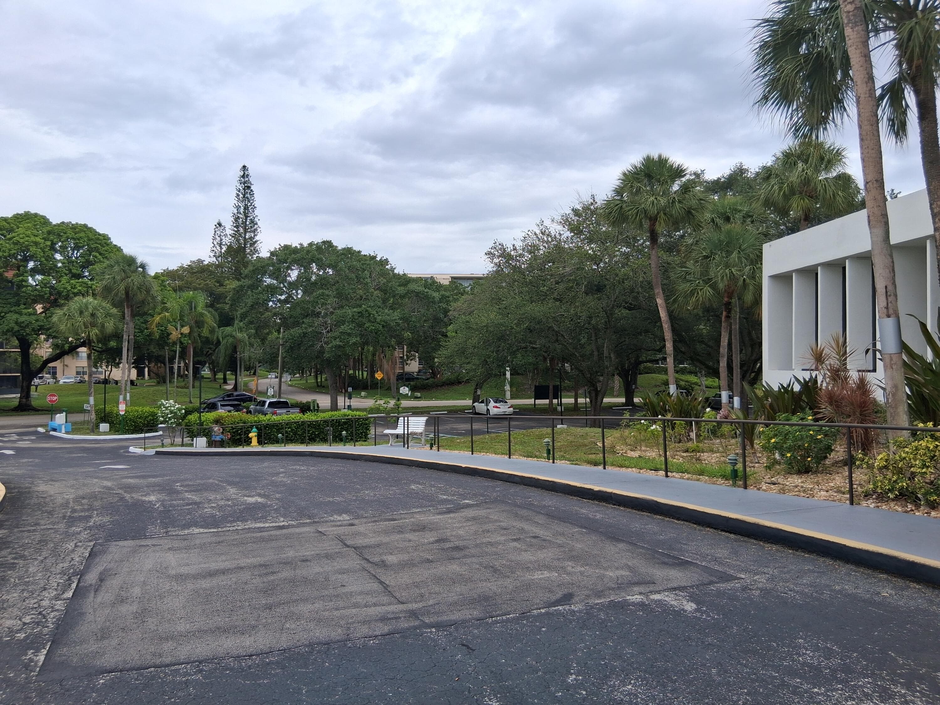 7001 Environ Boulevard 403, Lauderhill, FL 33319 — photo 27 of 31