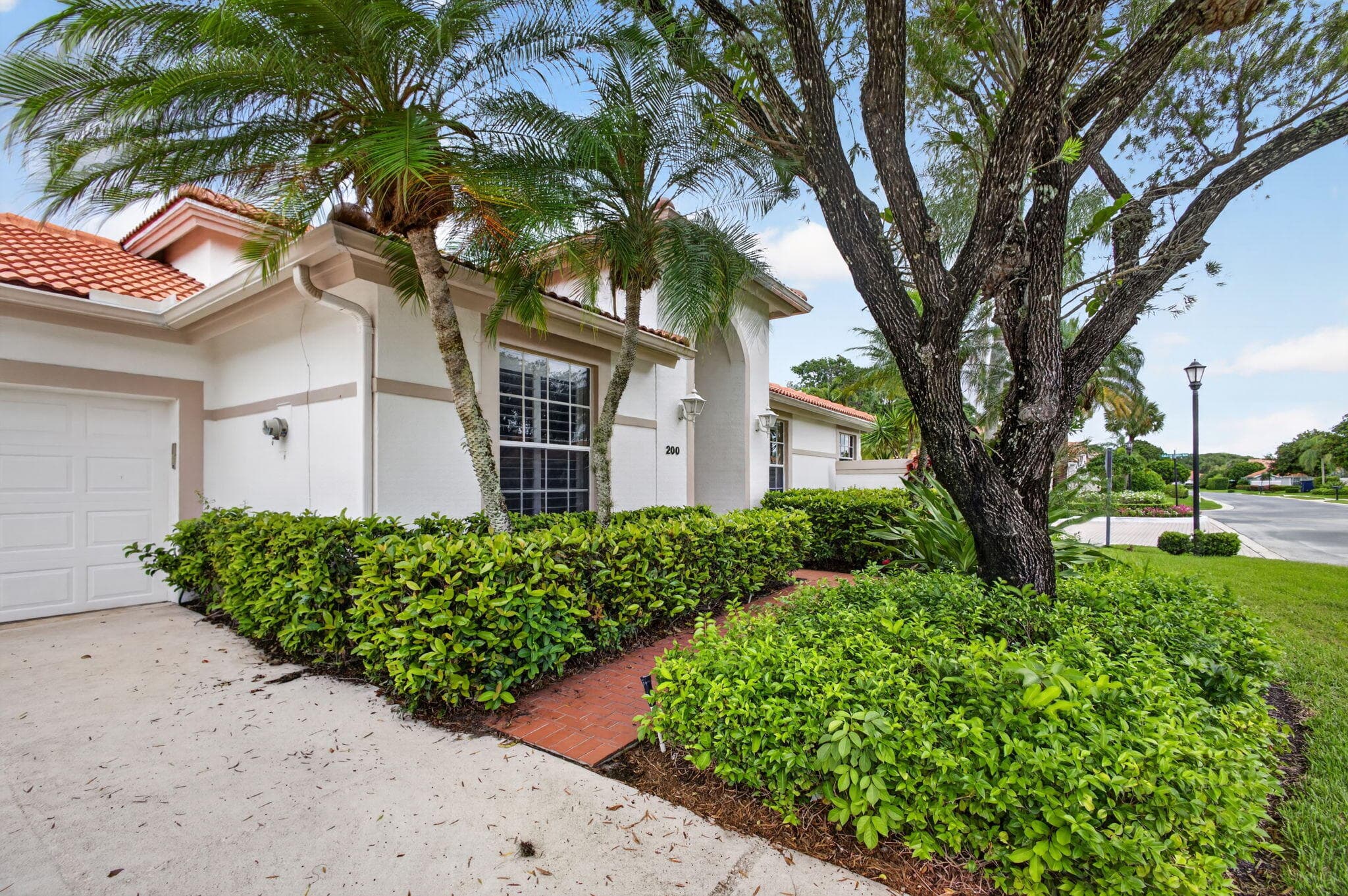 200 Eagleton Estates Boulevard, Palm Beach Gardens, FL 33418 — photo 4 of 83