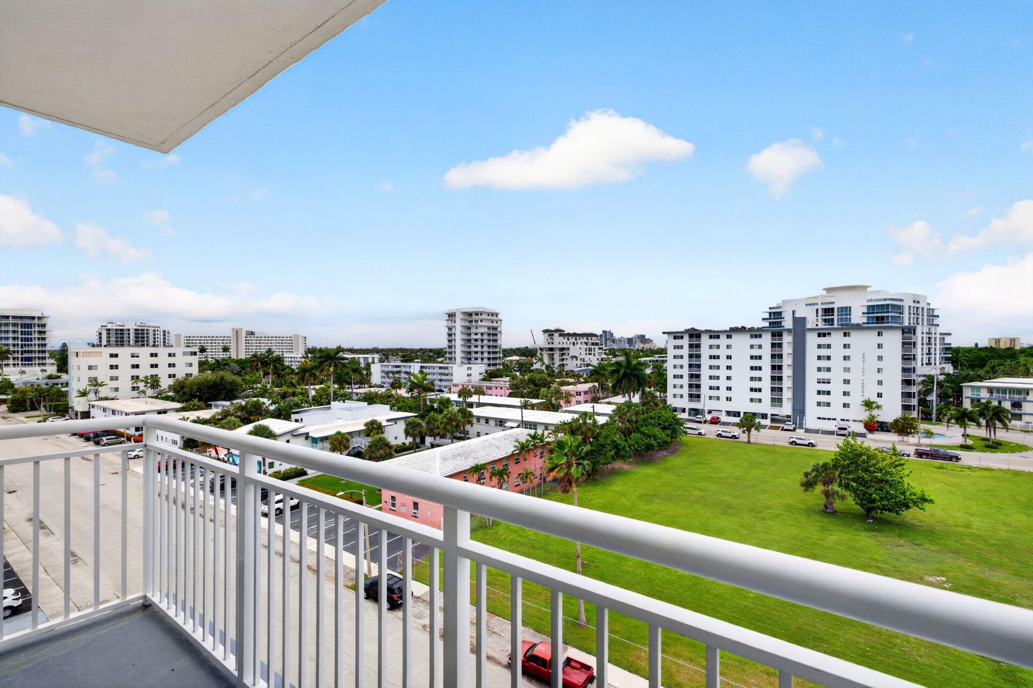 720 Orton Avenue 704, Fort Lauderdale, FL 33304 — photo 16 of 53