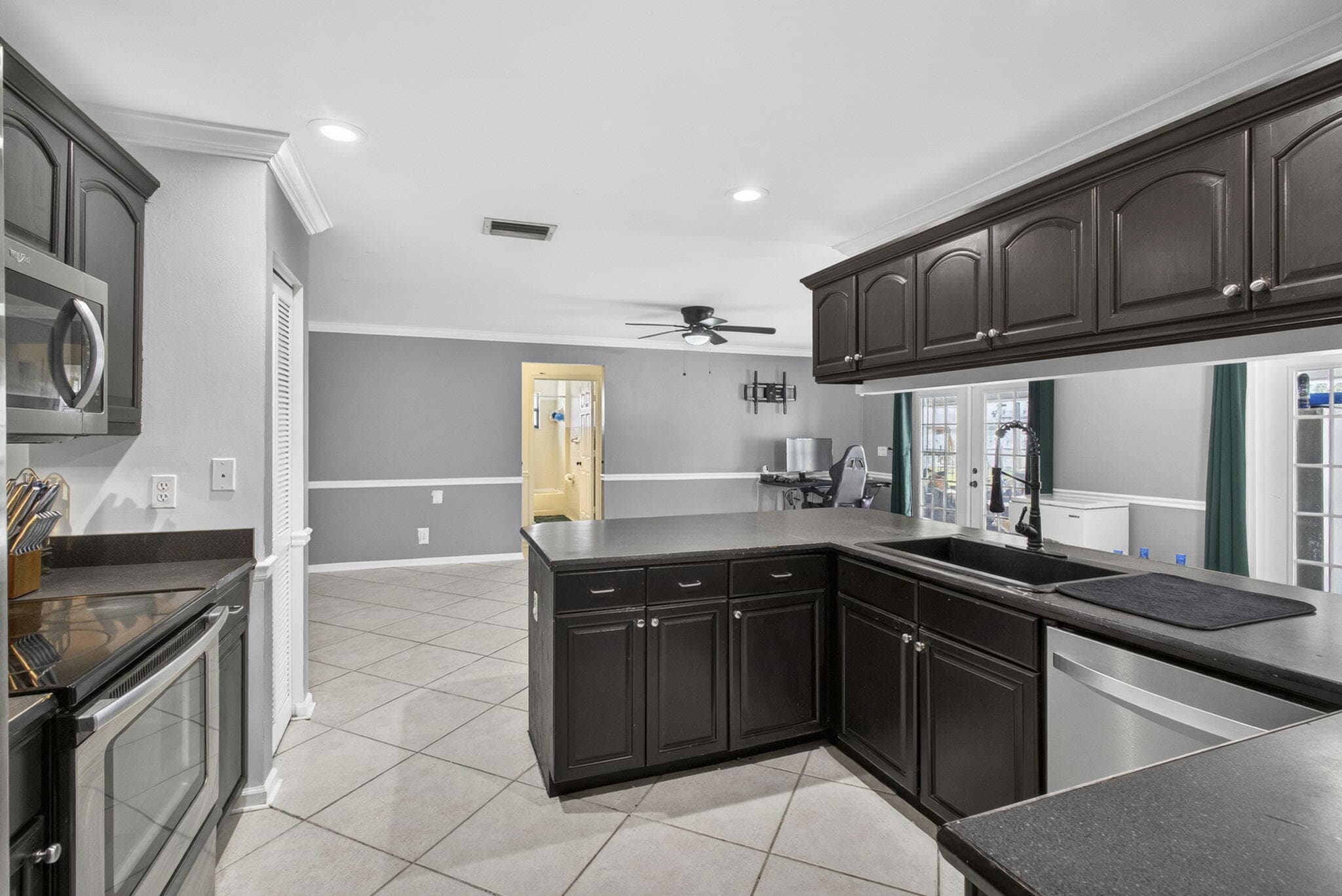 106 Segovia Court, Royal Palm Beach, FL 33411 — photo 81 of 91