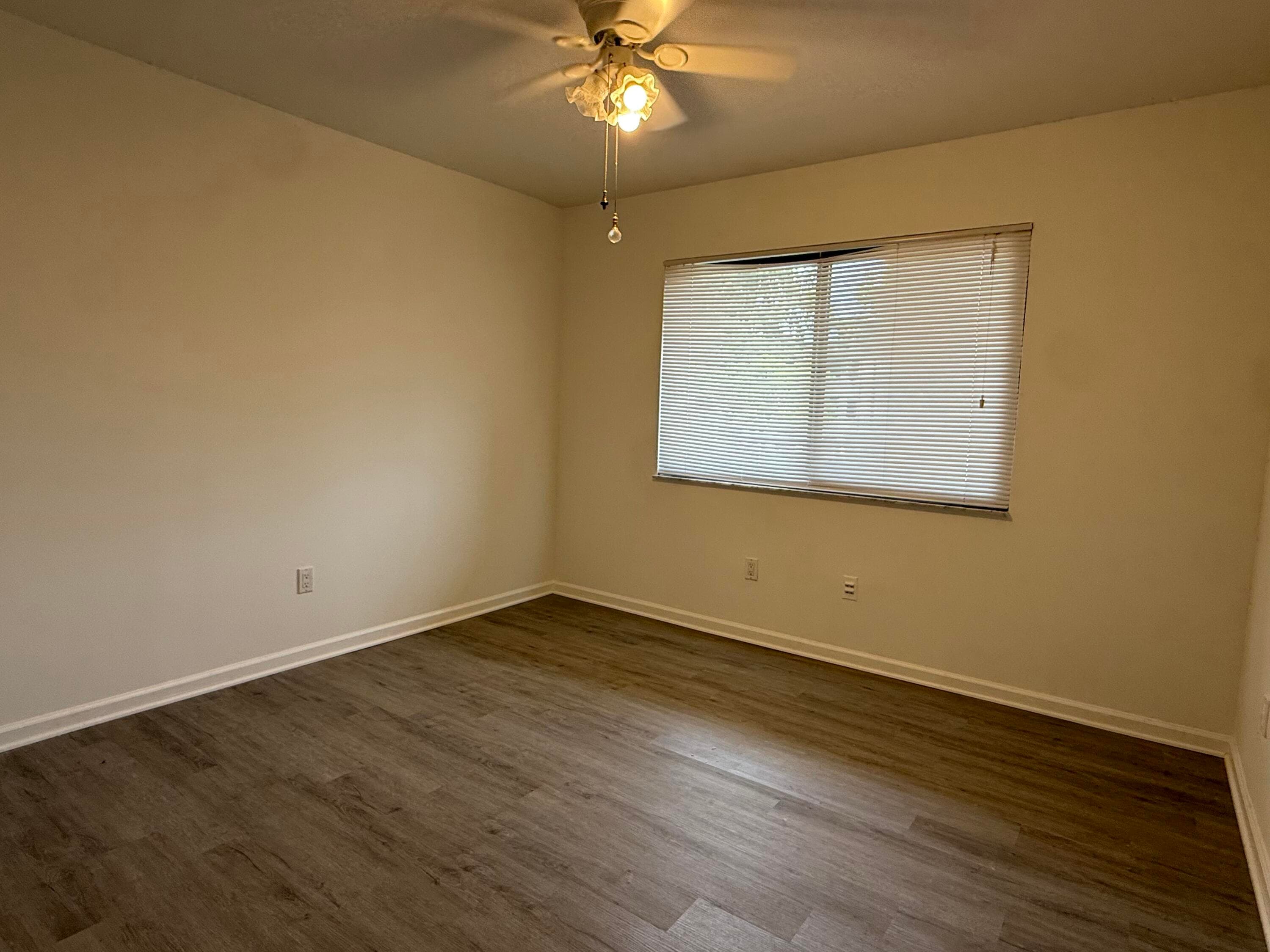 10641 W Clairmont Circle, Tamarac, FL 33321 — photo 13 of 15