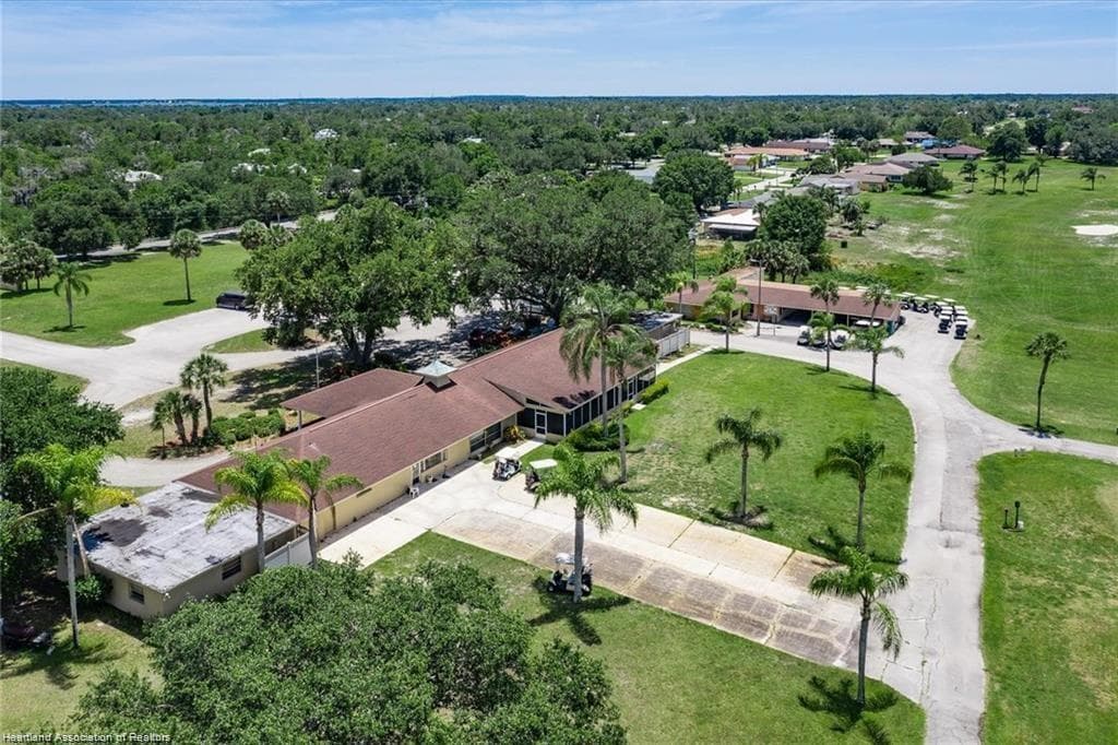 119 NE Lincoln Rd Road NW, Lake Placid, FL 33852 — photo 2 of 34