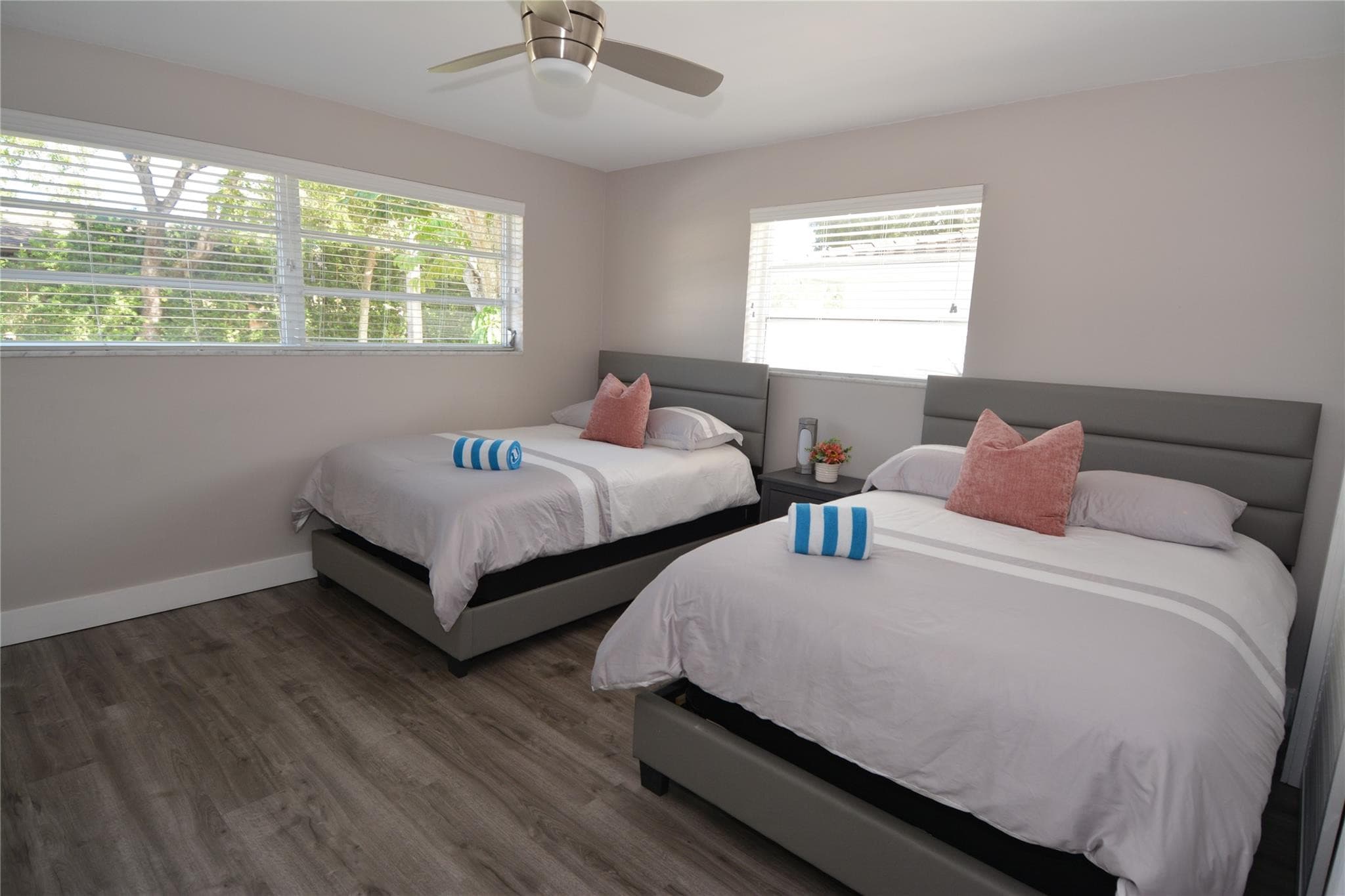 3840 N 42nd Terrace, Hollywood, FL 33021 — photo 16 of 23