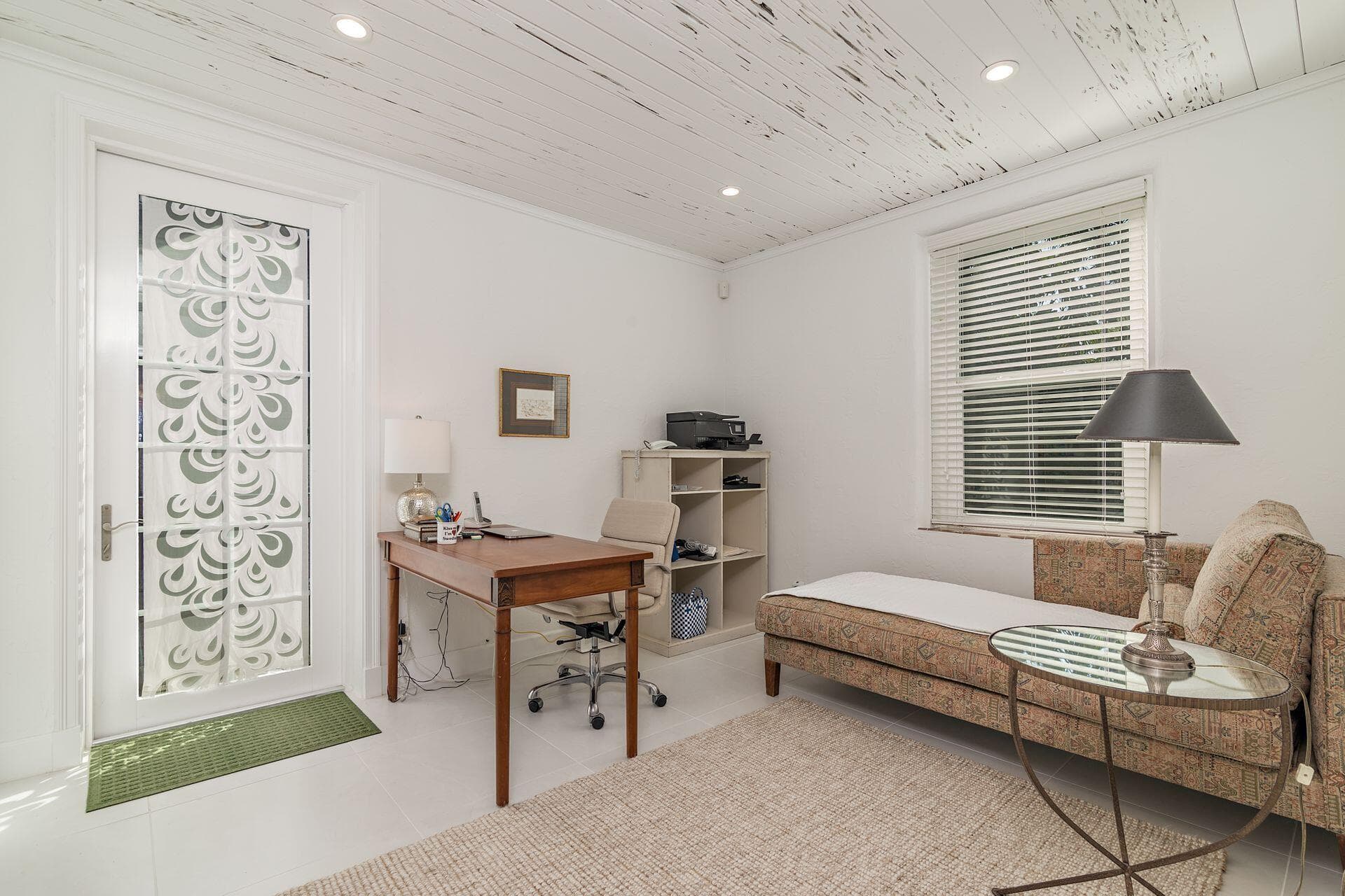 224 Churchill Road, West Palm Beach, FL 33405 — photo 18 of 33