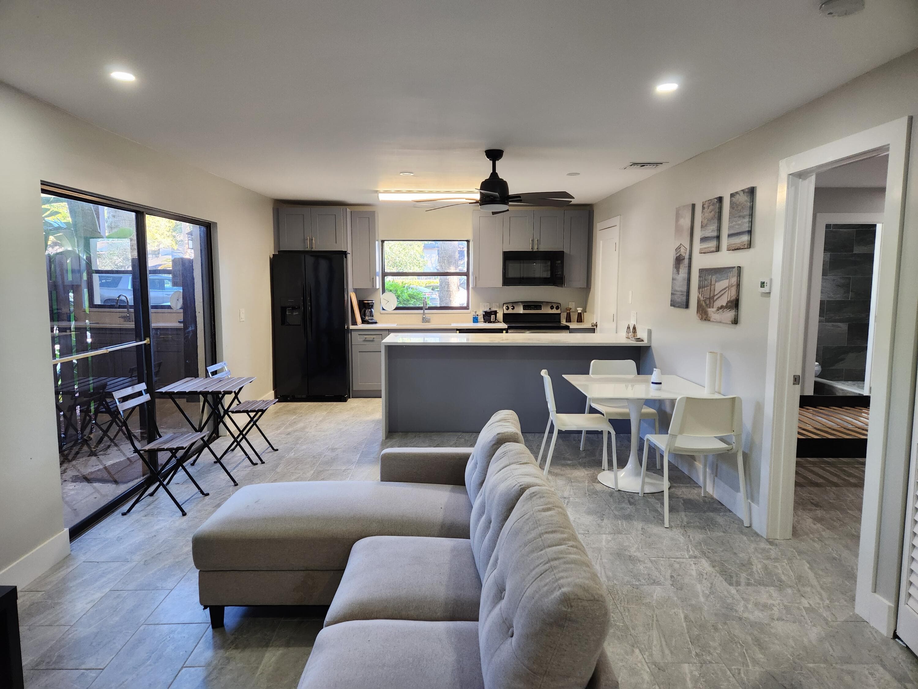 2050 Oleander Boulevard 8-109, Fort Pierce, FL 34950 — photo 3 of 11