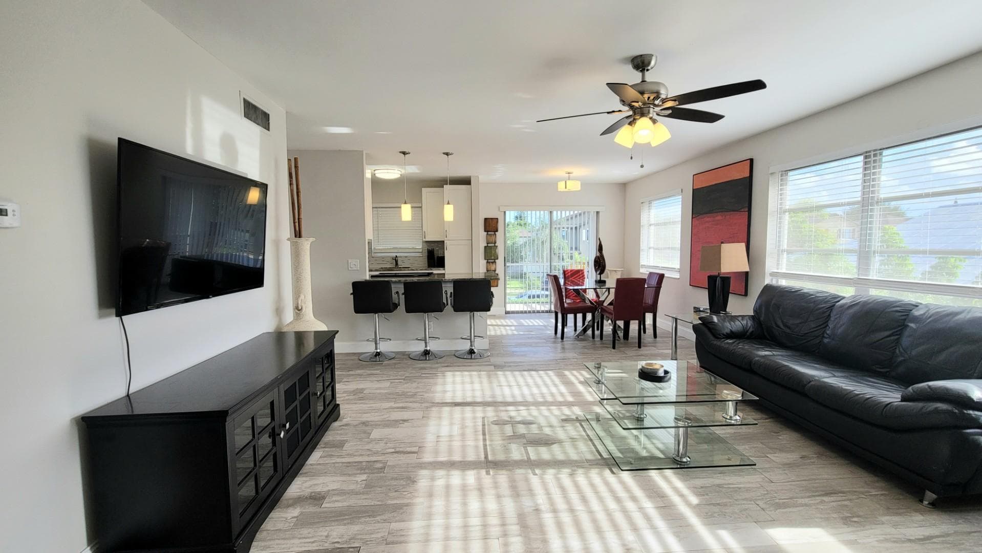 115 SW 1st Avenue 10, Boynton Beach, FL 33435 — photo 3 of 7