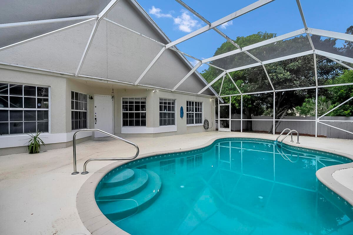 3814 Circle Lake Drive, West Palm Beach, FL 33417 — photo 3 of 56
