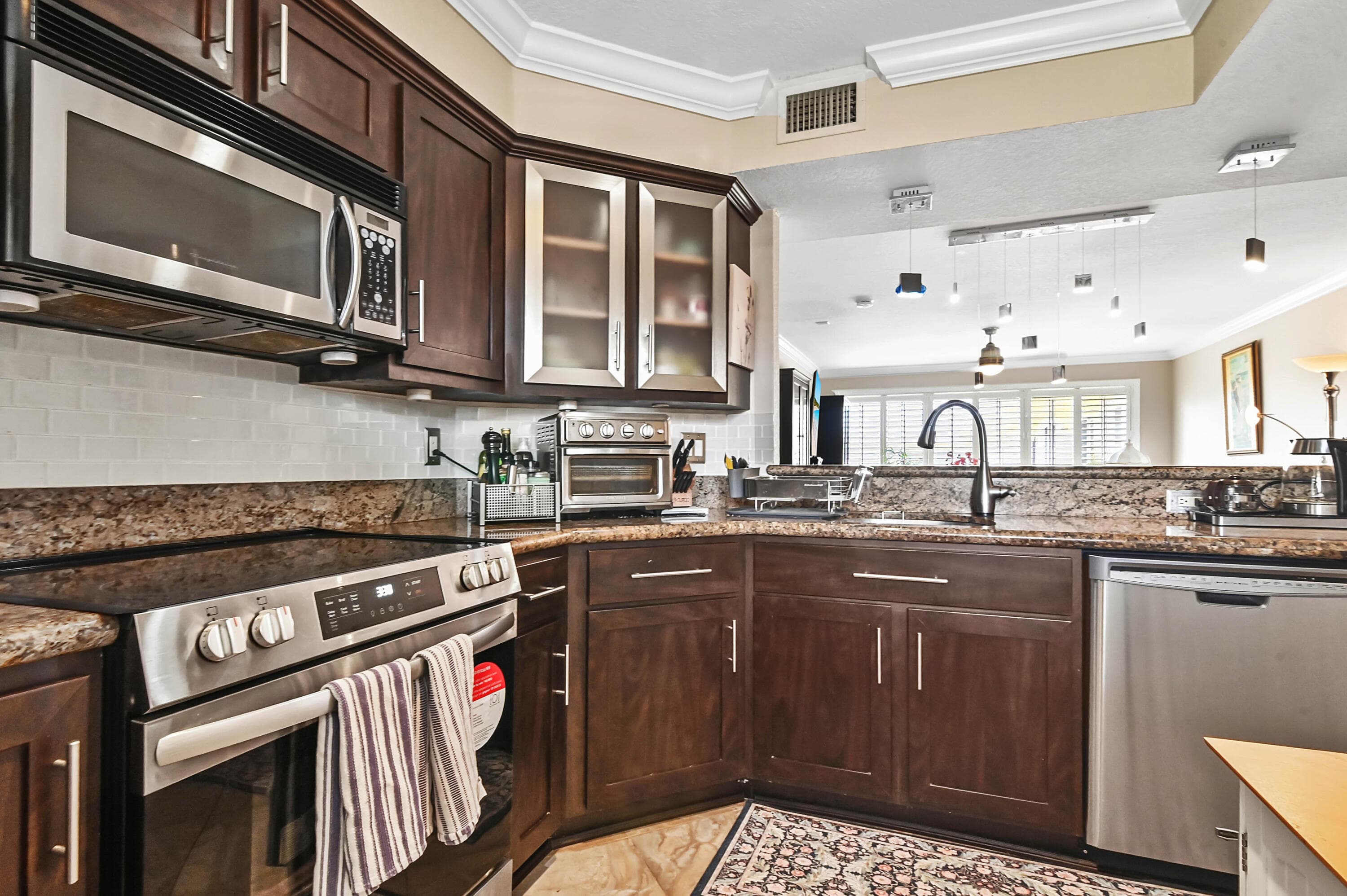 1501 E Broward Boulevard 805, Fort Lauderdale, FL 33301 — photo 9 of 46