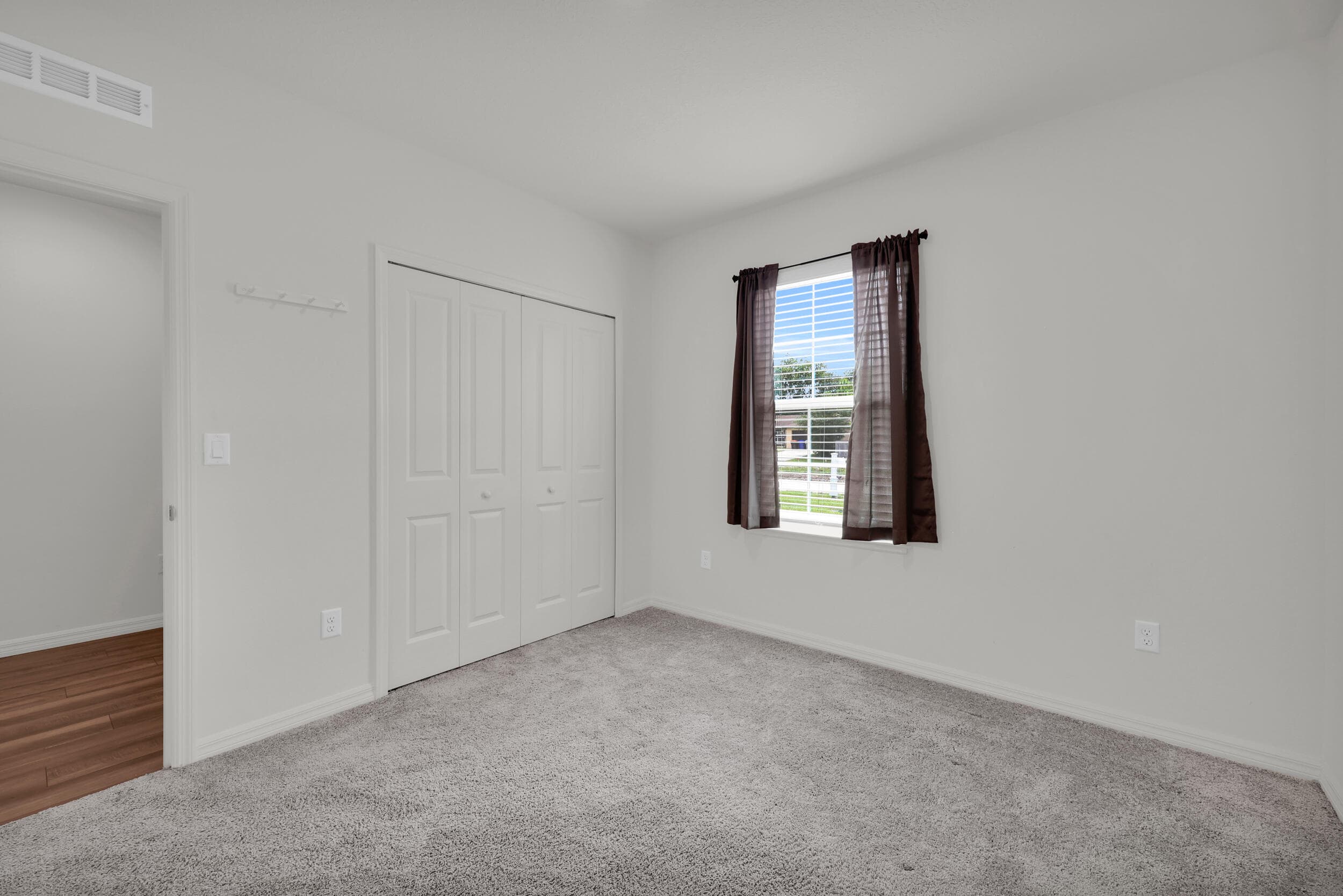 8266 E 98th Avenue, Vero Beach, FL 32967 — photo 33 of 44