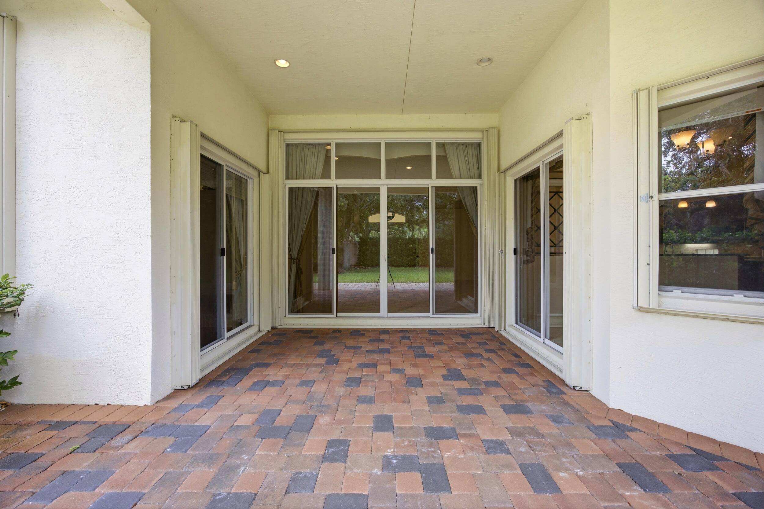 195 Sedona Way, Palm Beach Gardens, FL 33418 — photo 64 of 76