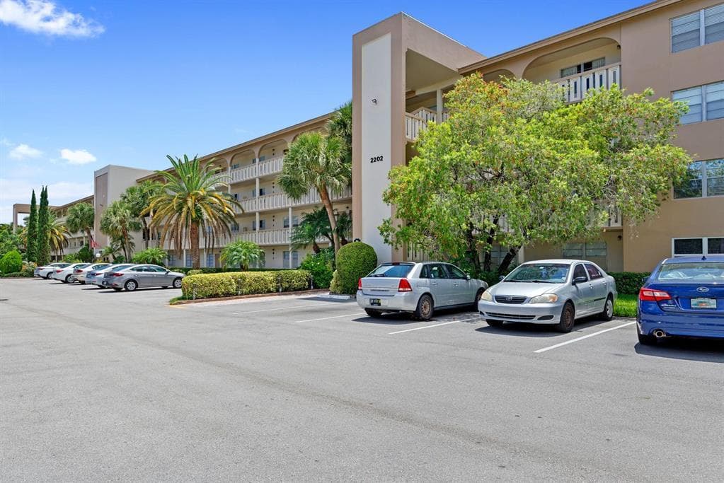 2202 Lucaya Bend M1, Coconut Creek, FL 33066 — photo 15 of 25